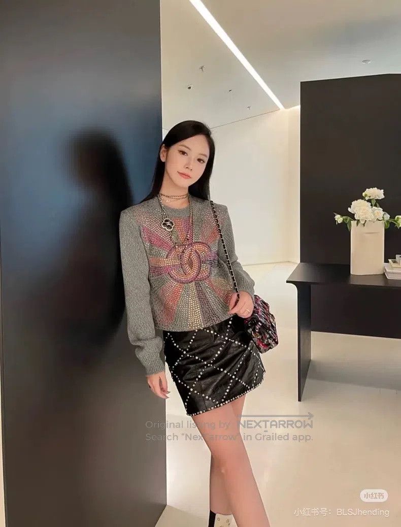 Chanel Chanel 22K gray round-neck cashmere hot diamond sweater Size XXS / US 00 / IT 34 - 8 Thumbnail