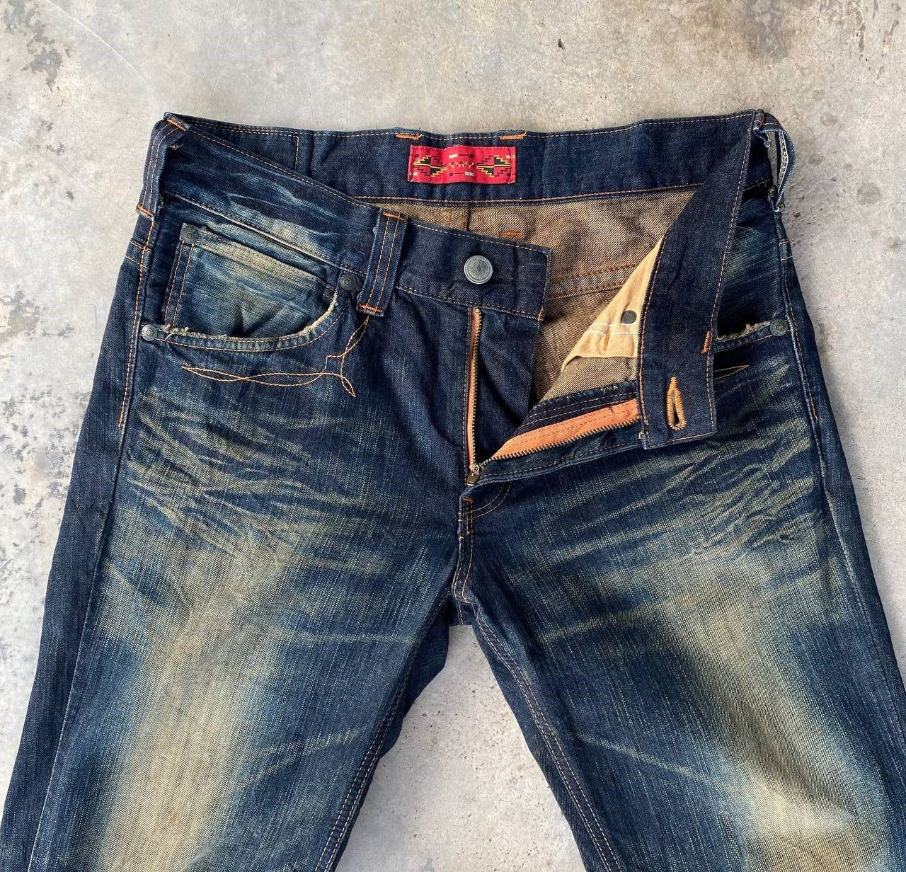 Edwin VINTAGE EDWIN FLARED BULL DISTRESSED RIPPED KNEE RUSTY WASH Size US 32 / EU 48 - 12 Thumbnail