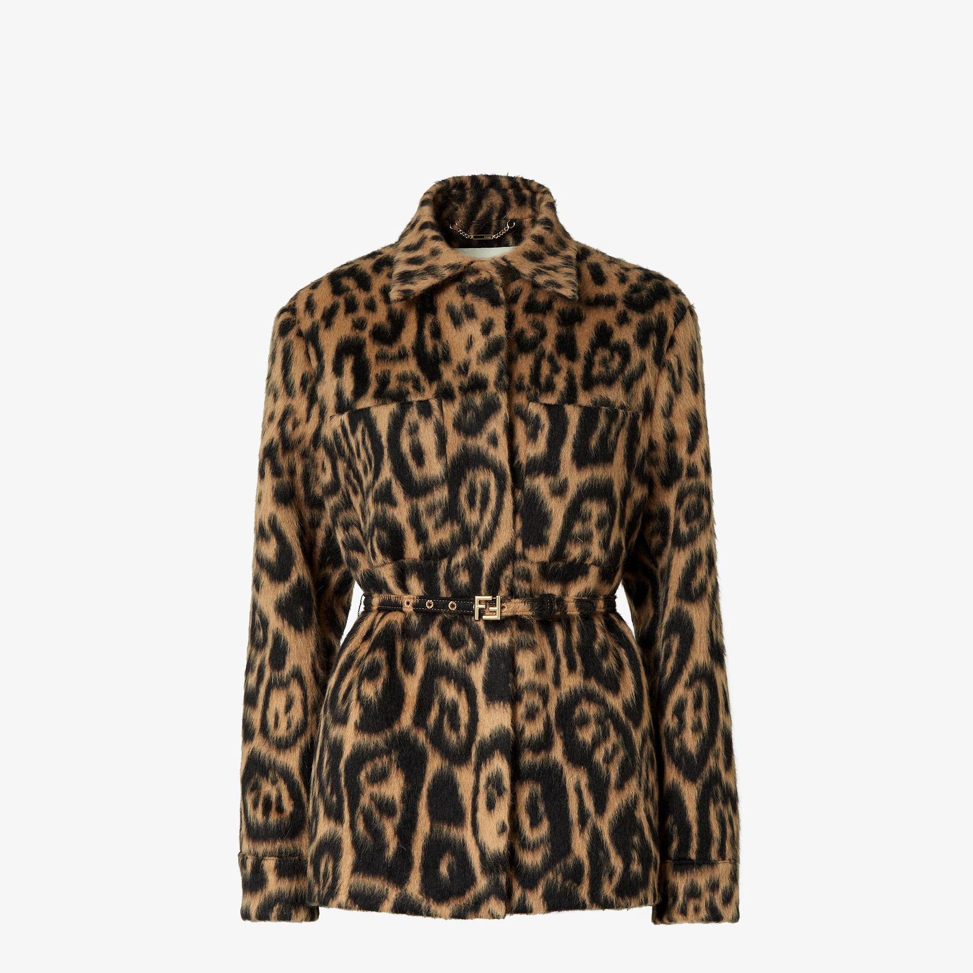 Fendi Fendi Wool Belted Jacket tag size 44 Women - USA Duties Paid Size M / US 6-8 / IT 42-44 - 1 Thumbnail