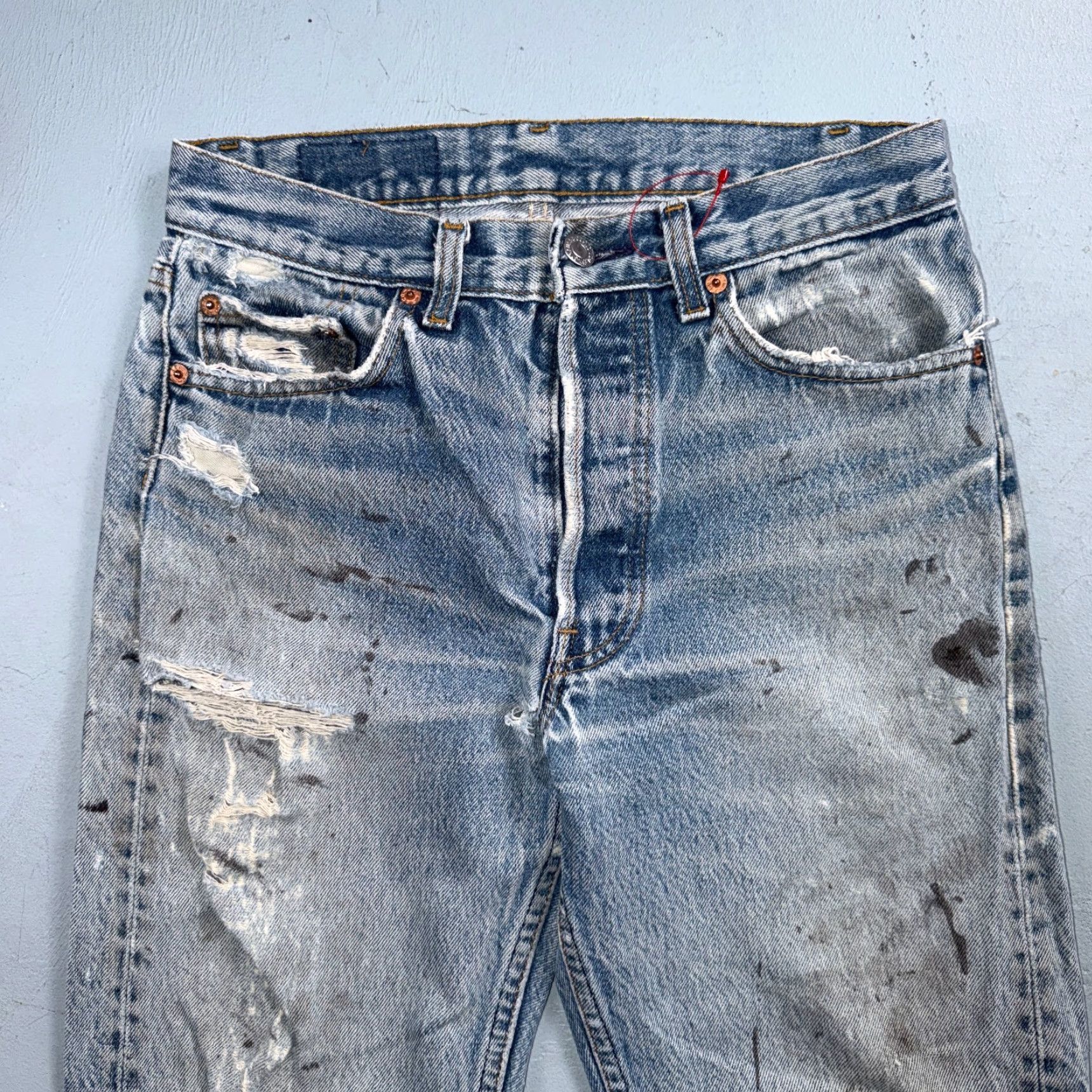 Levi's VINTAGE Levi's 501 Jeans Men USA 90s Light Blue 29x32 Straight Classic 5-Pocket Denim Cotton Size US 29 - 2 Thumbnail