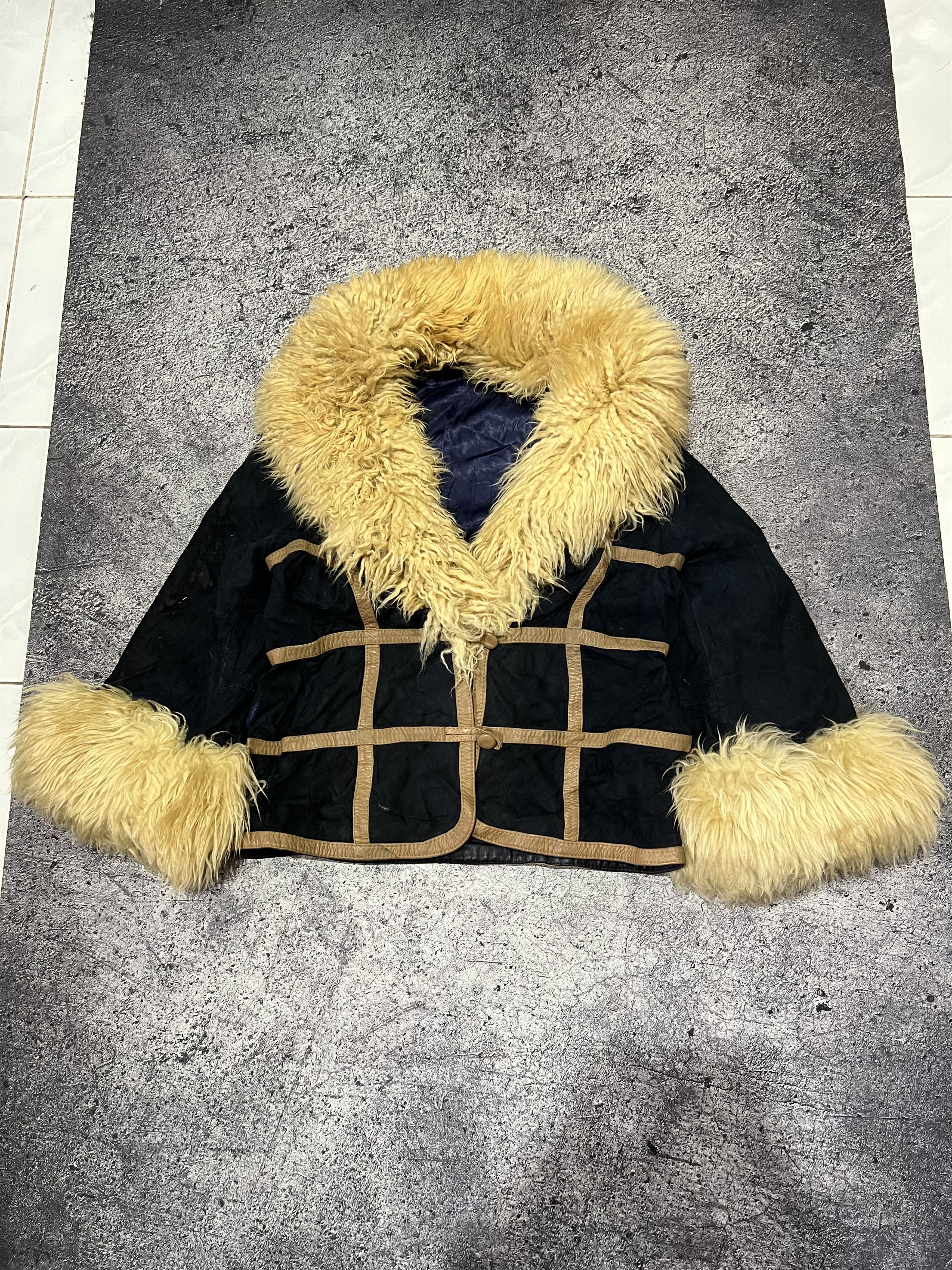 Japanese Brand 2000s Archival Japan Leather Hybrid Fur y2k Lgb Ifsix Size US S / EU 44-46 / 1 - 1 Thumbnail
