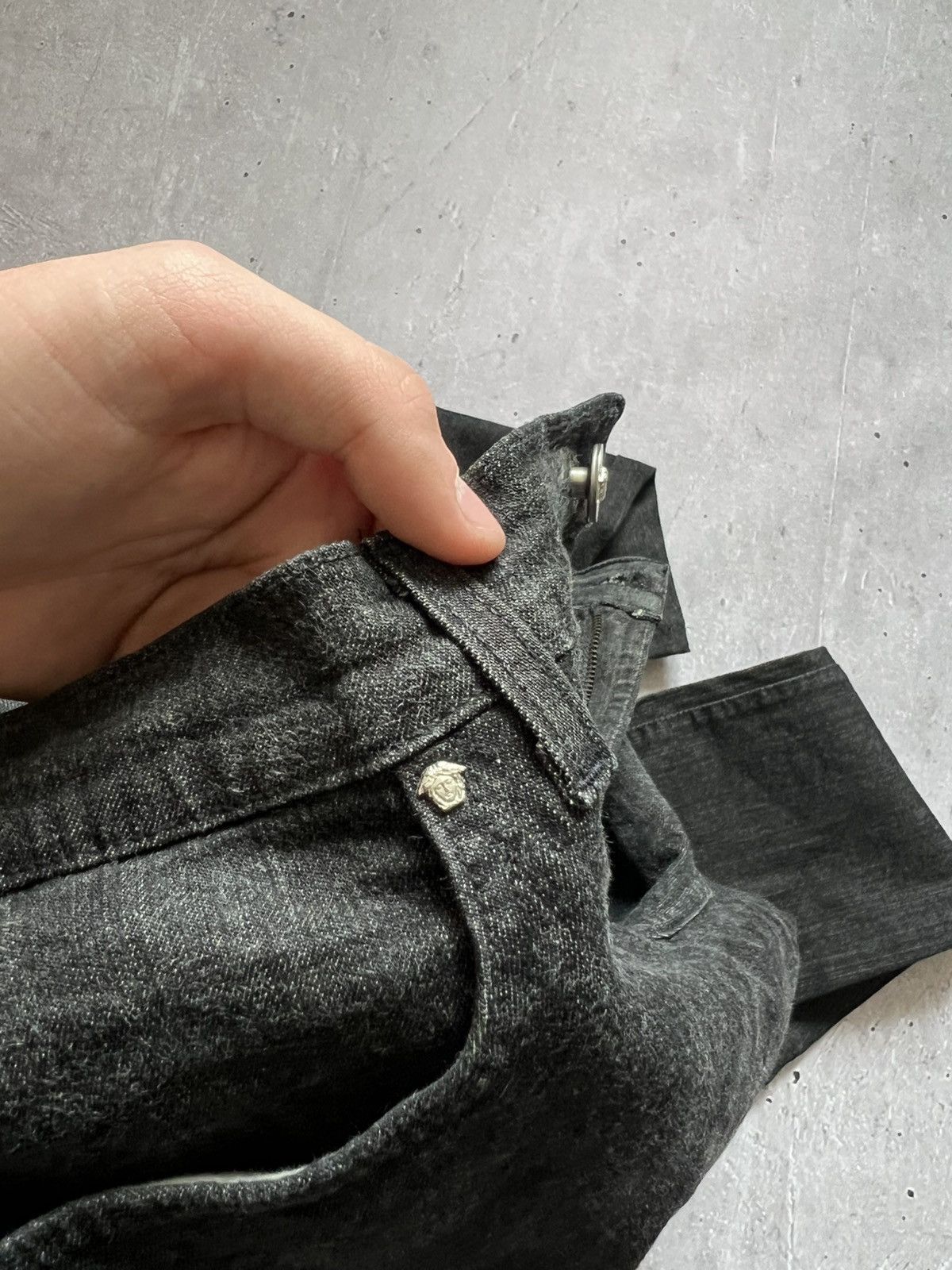 Versace Very Rare Jeans From Versace Jeans Couture Women Size L Y2K Size 32" / US 10 / IT 46 - 13 Thumbnail