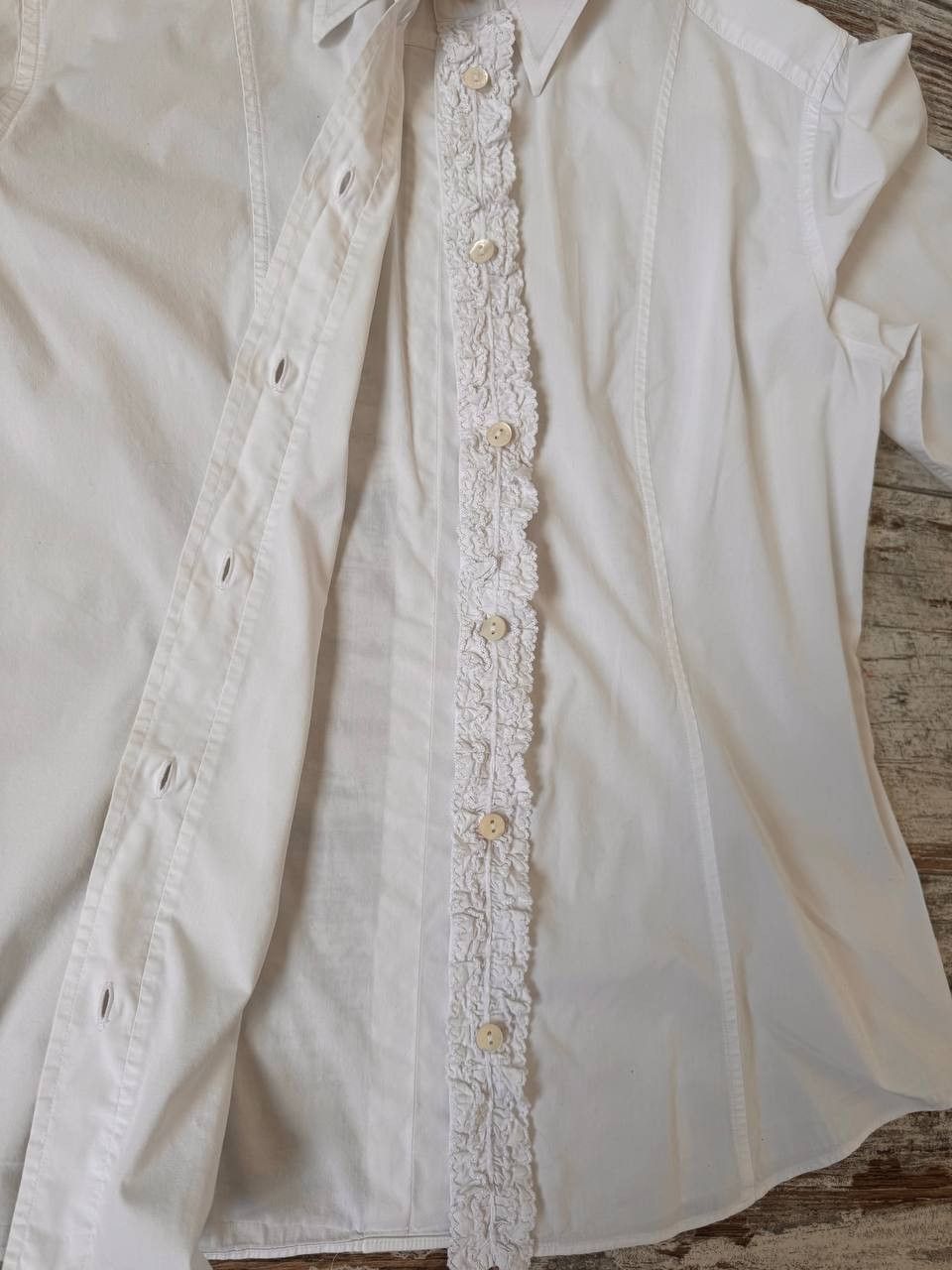 Dolce & Gabbana DOLCE & GABBANA Fitted Poplin Shirt w/ Ruffle Lace Trim Size M / US 6-8 / IT 42-44 - 4 Thumbnail