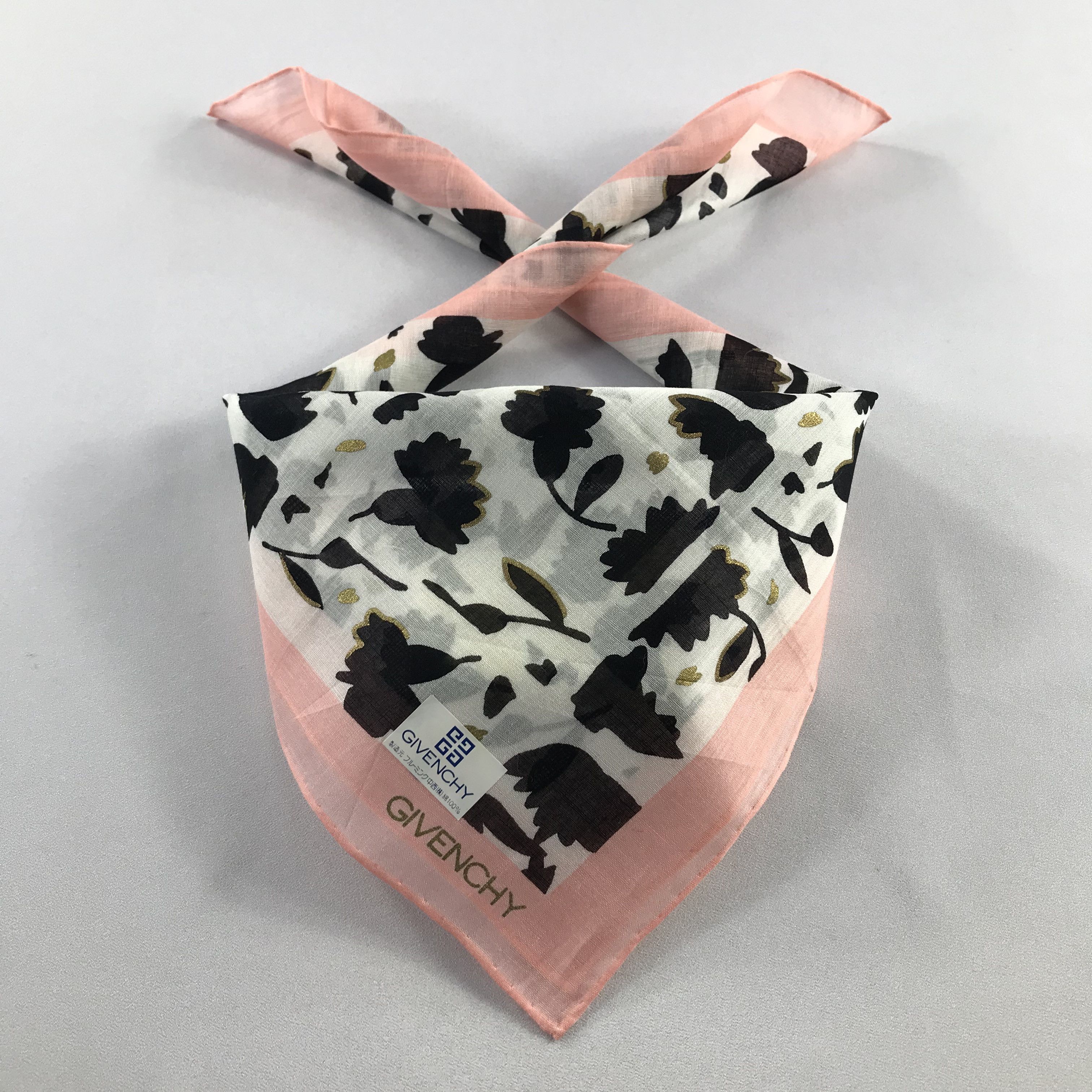 Vintage Givenchy Handkerchief / Bandana / Neckerchief C792 Size ONE SIZE - 1 Thumbnail