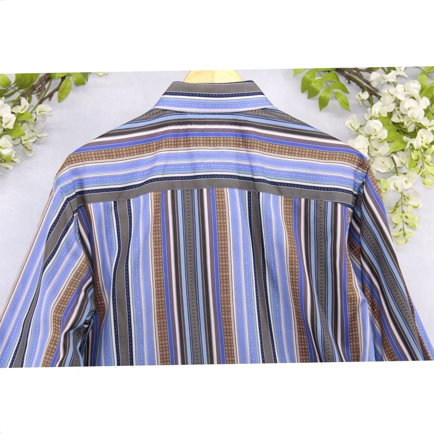 Robert Graham Robert Graham Blue White Striped Flip Cuff Mens Button Front Sz L Size US L / EU 52-54 / 3 - 4 Thumbnail