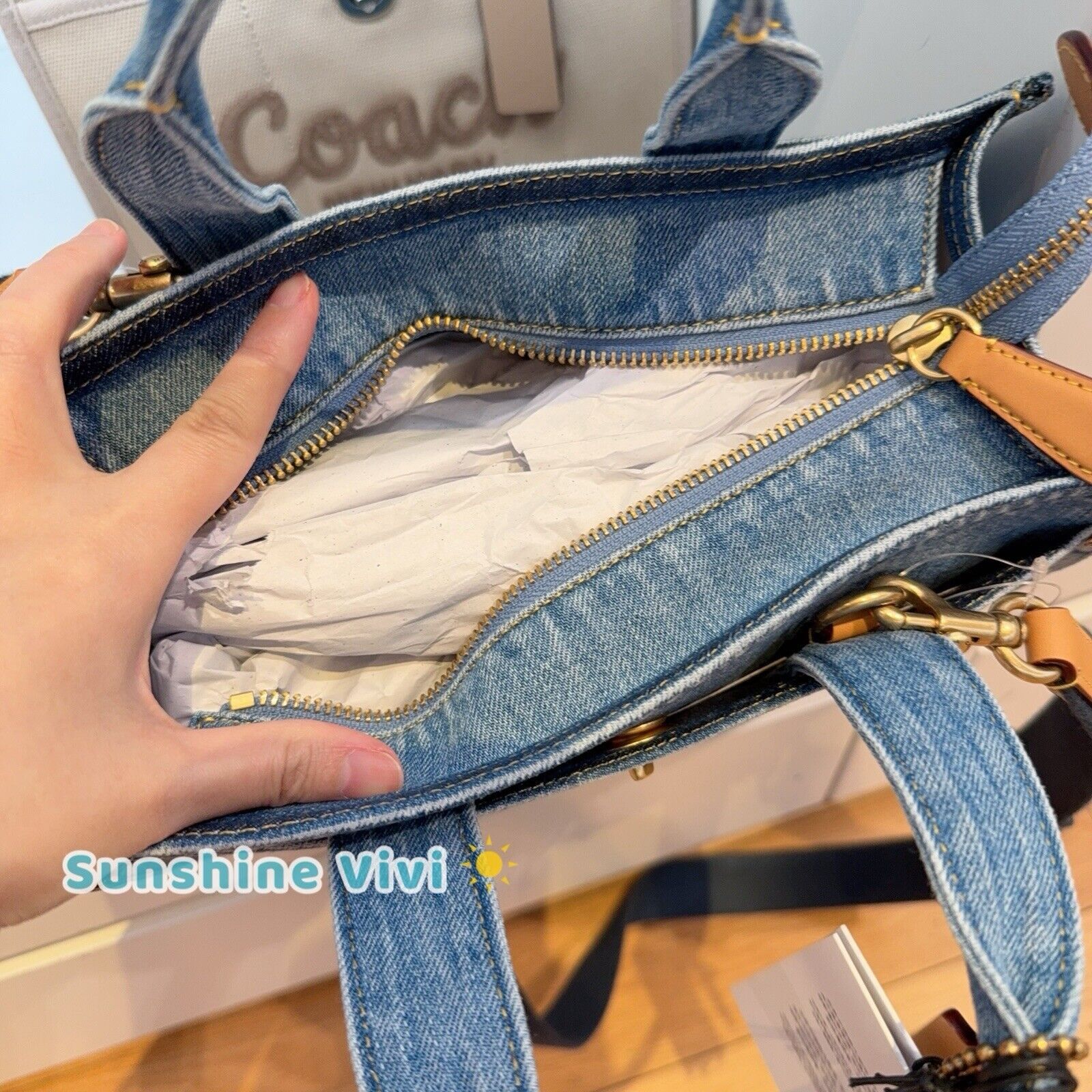 Coach NWT COACH Cargo Tote Denim Indigo Bag 26 CR659 Size ONE SIZE - 9 Thumbnail