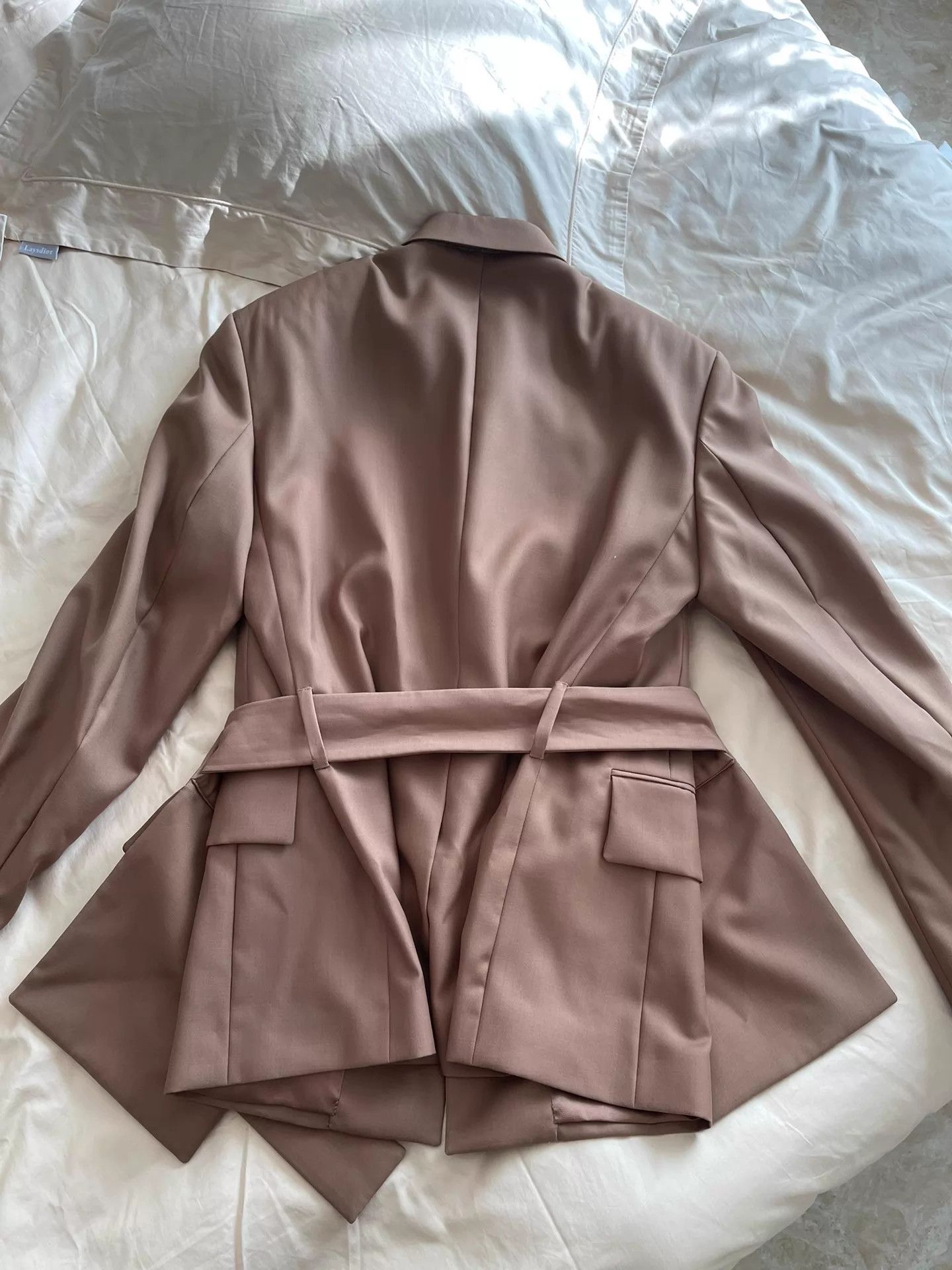 Louis Vuitton LV Runway Wool Suit (52/40) New Unique Design Size 52R - 3 Thumbnail