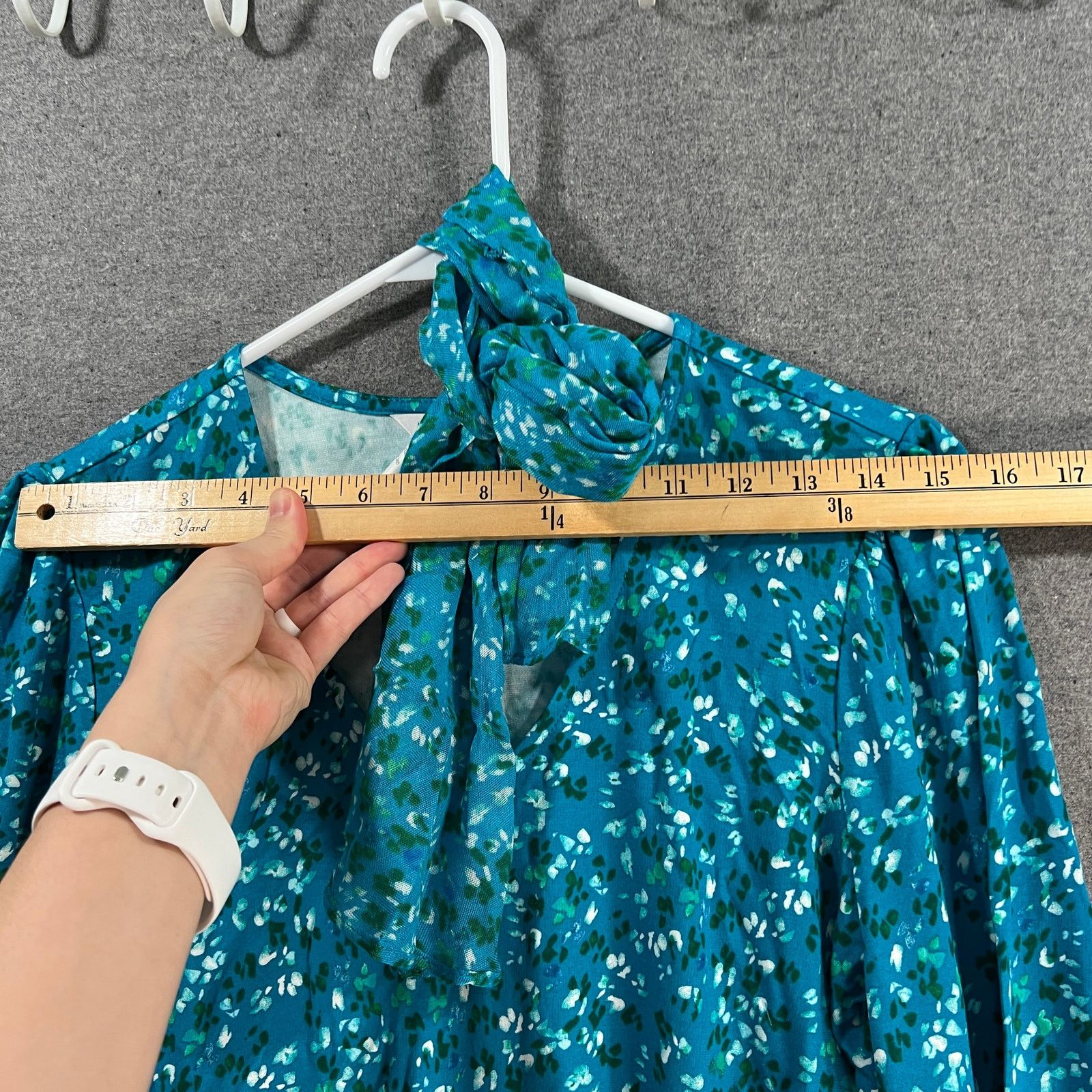 Isaac Mizrahi Isaac Mizrahi LIVE! Printed V-neck Top with Detachable Size M / US 6-8 / IT 42-44 - 4 Thumbnail