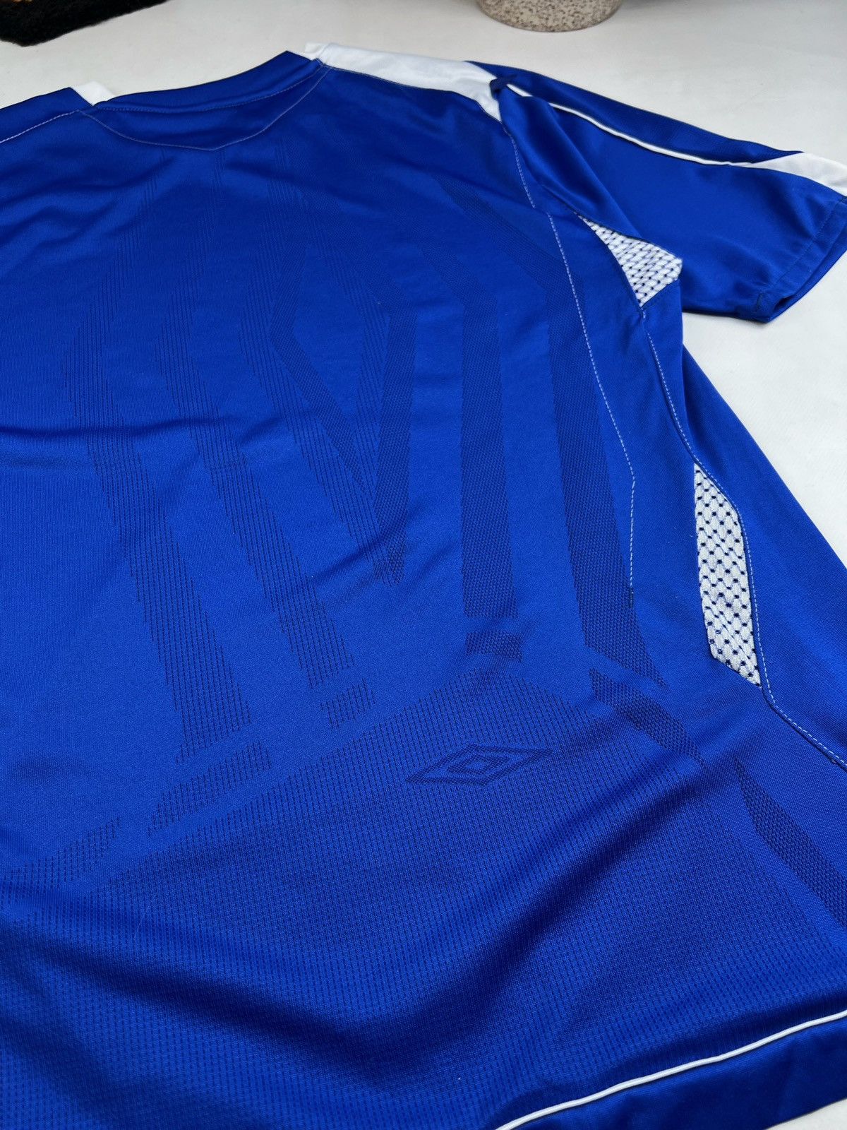 Umbro × Vintage Umbro Everton 2006/2007 Home Kit Soccer Jersey Size US L / EU 52-54 / 3 - 16 Thumbnail