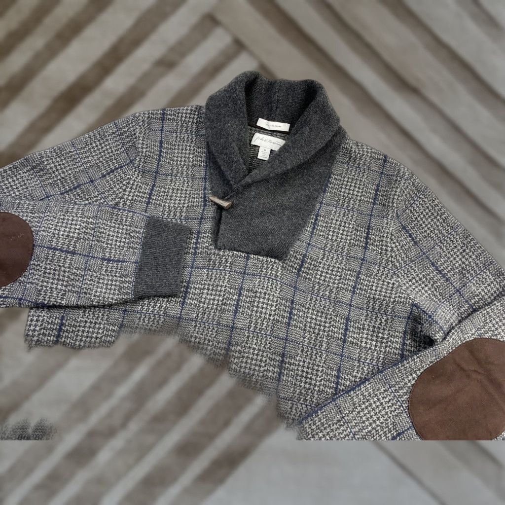 Nordstrom VINTAGE John W Nordstrom Sweater Plaid Cashmere Shawl Collar 100% Chest 22.5 Long Sleeve M Gray Mens Size US M / EU 48-50 / 2 - 1 Thumbnail