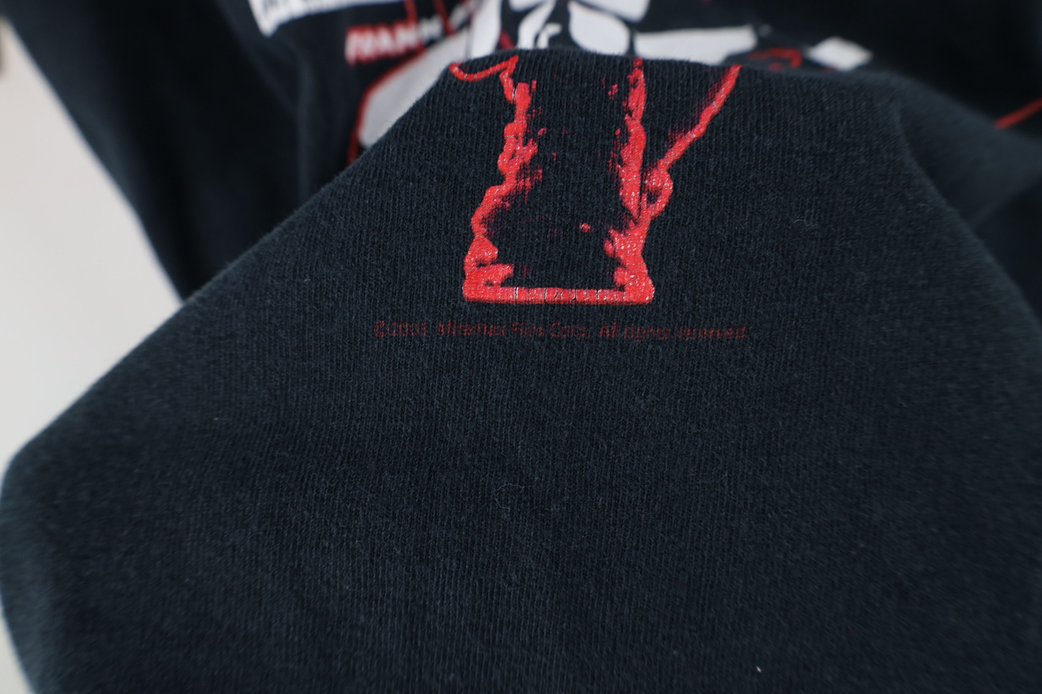 Gildan × Vintage Vintage Y2K 2005 Frank Miller Sin City Short Sleeve T-Shirt Size US L / EU 52-54 / 3 - 10 Thumbnail