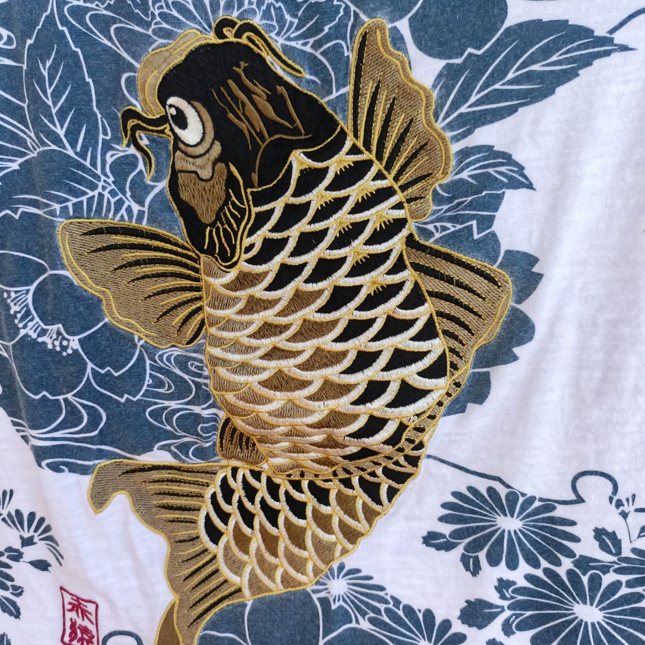 Japanese Brand × Vintage Vintage Sukajan Koi t-shirt Size US M / EU 48-50 / 2 - 2 Thumbnail