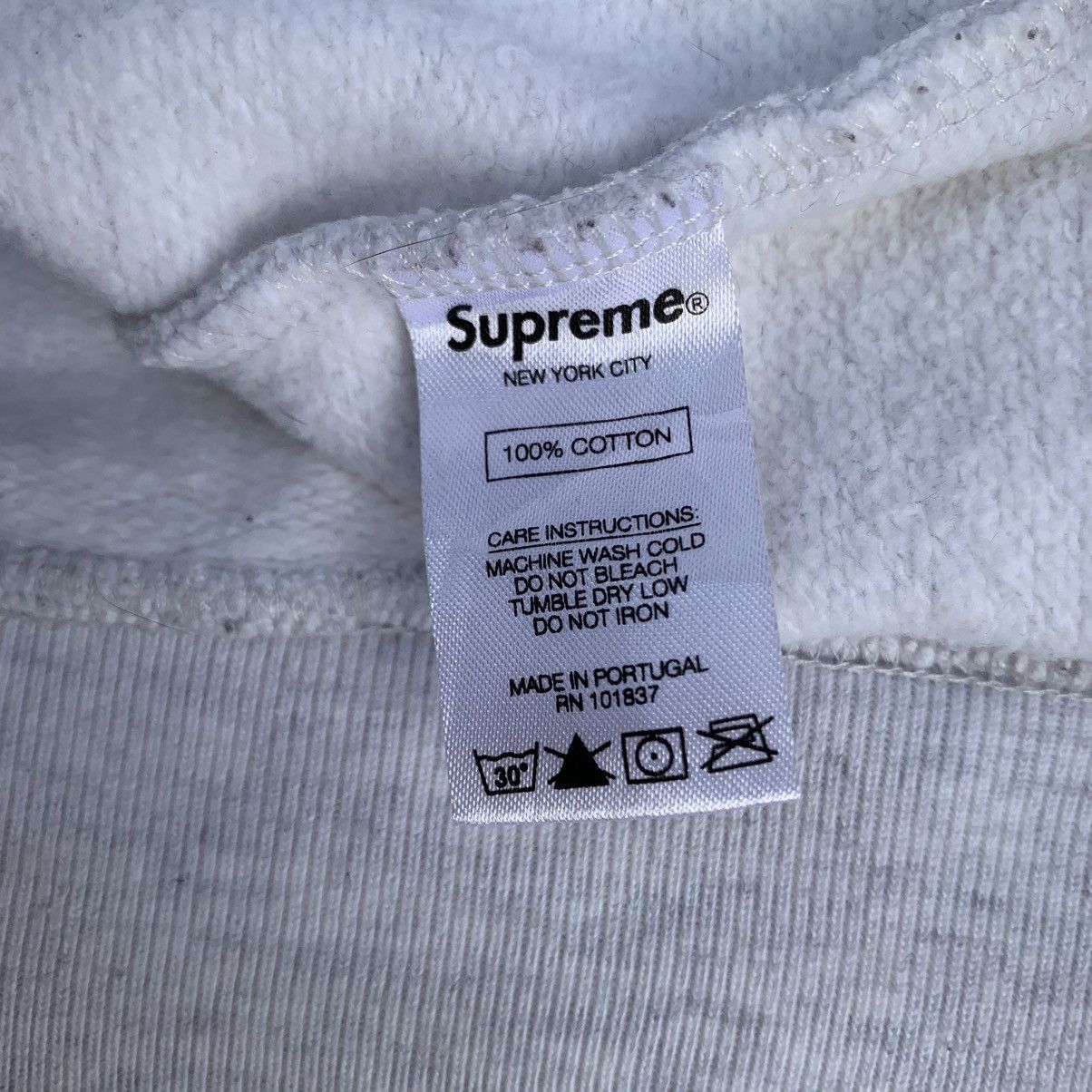 Supreme FW18 Supreme Flowers Hoodie Embroidered Logo Size US XL / EU 56 / 4 - 14 Thumbnail