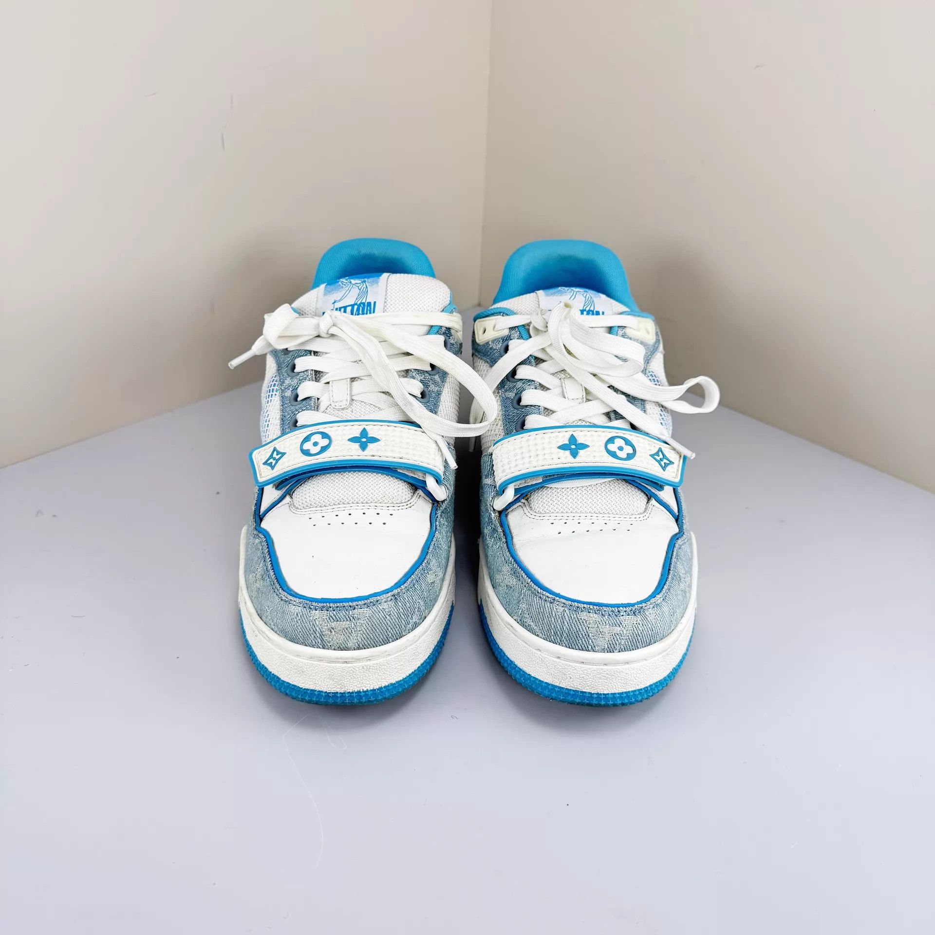 Louis Vuitton LV white/blue denim Velcro Trainer US7 95 new Size US 7 / IT 37 - 2 Thumbnail