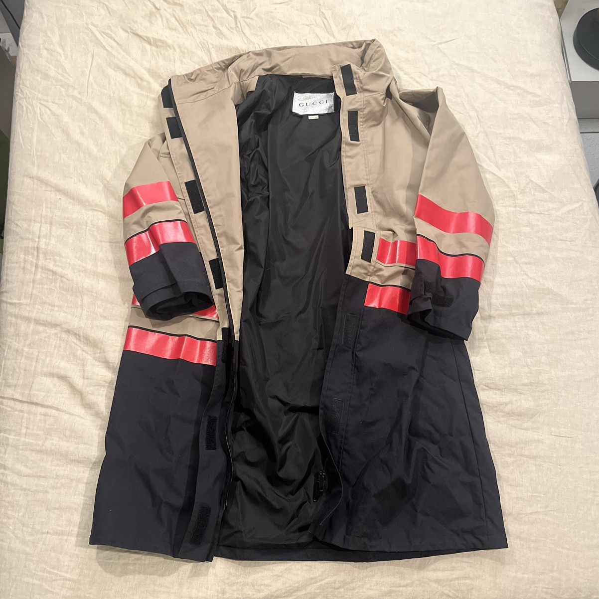 Balenciaga × Gucci $4200 Gucci X Balenciaga X The Hacker Project Technical Coat Size US S / EU 44-46 / 1 - 3 Thumbnail