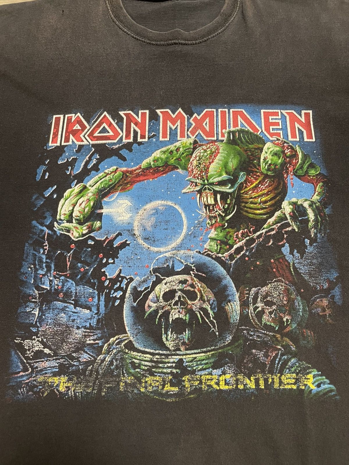 Iron Maiden Vintage Iron Maiden The Final Frontier Rock Band T-Shirt Size US L / EU 52-54 / 3 - 9 Thumbnail