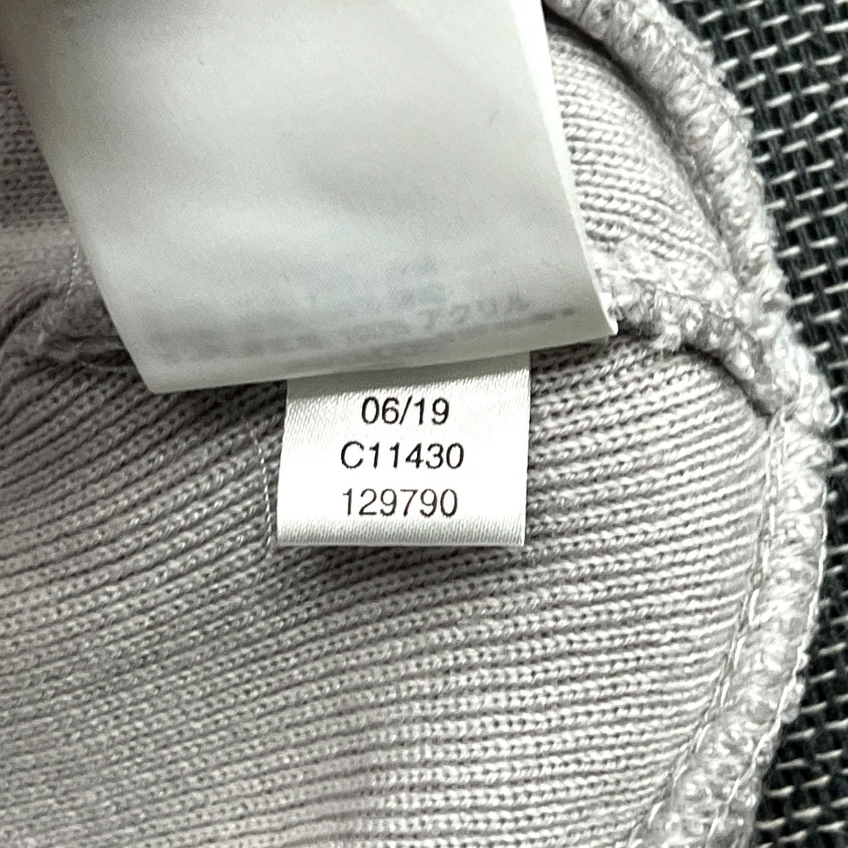 Salomon Salomon Beanie Hat One Size Gray Striped Big Logo OSFA Unisex Adults Knit Acrylic Thermal Beanie Mens Womens Size ONE SIZE - 2 Thumbnail