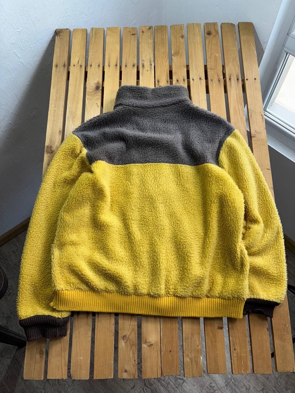 Helly Hansen Helly Hansen Vintage Distressed Fleece Teddy Sherpa Jacket Size US L / EU 52-54 / 3 - 3 Thumbnail