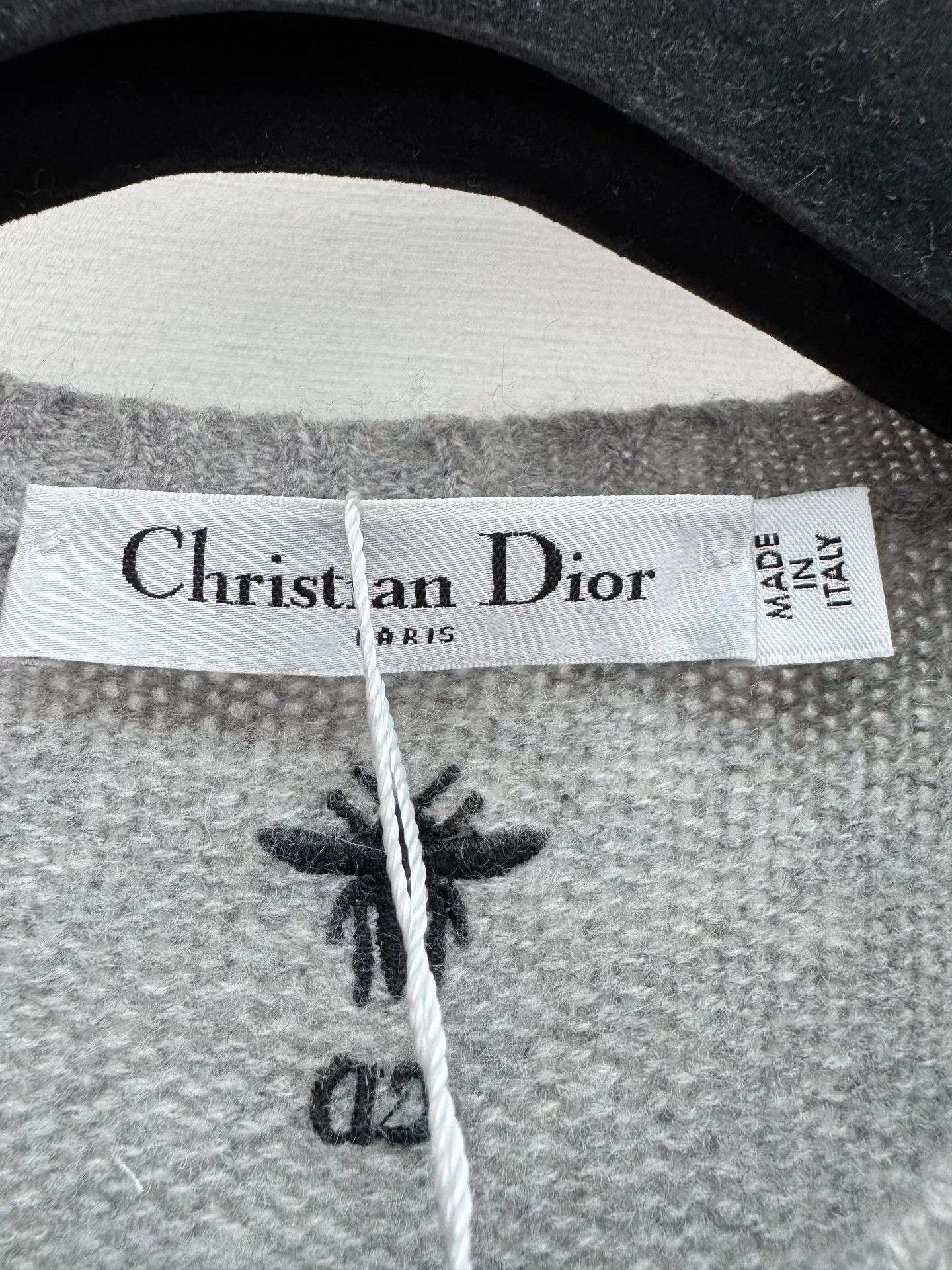 Dior Dior Authentic Cashmere Embroidered Sweater 36 Like New Size XS / US 0-2 / IT 36-38 - 3 Thumbnail