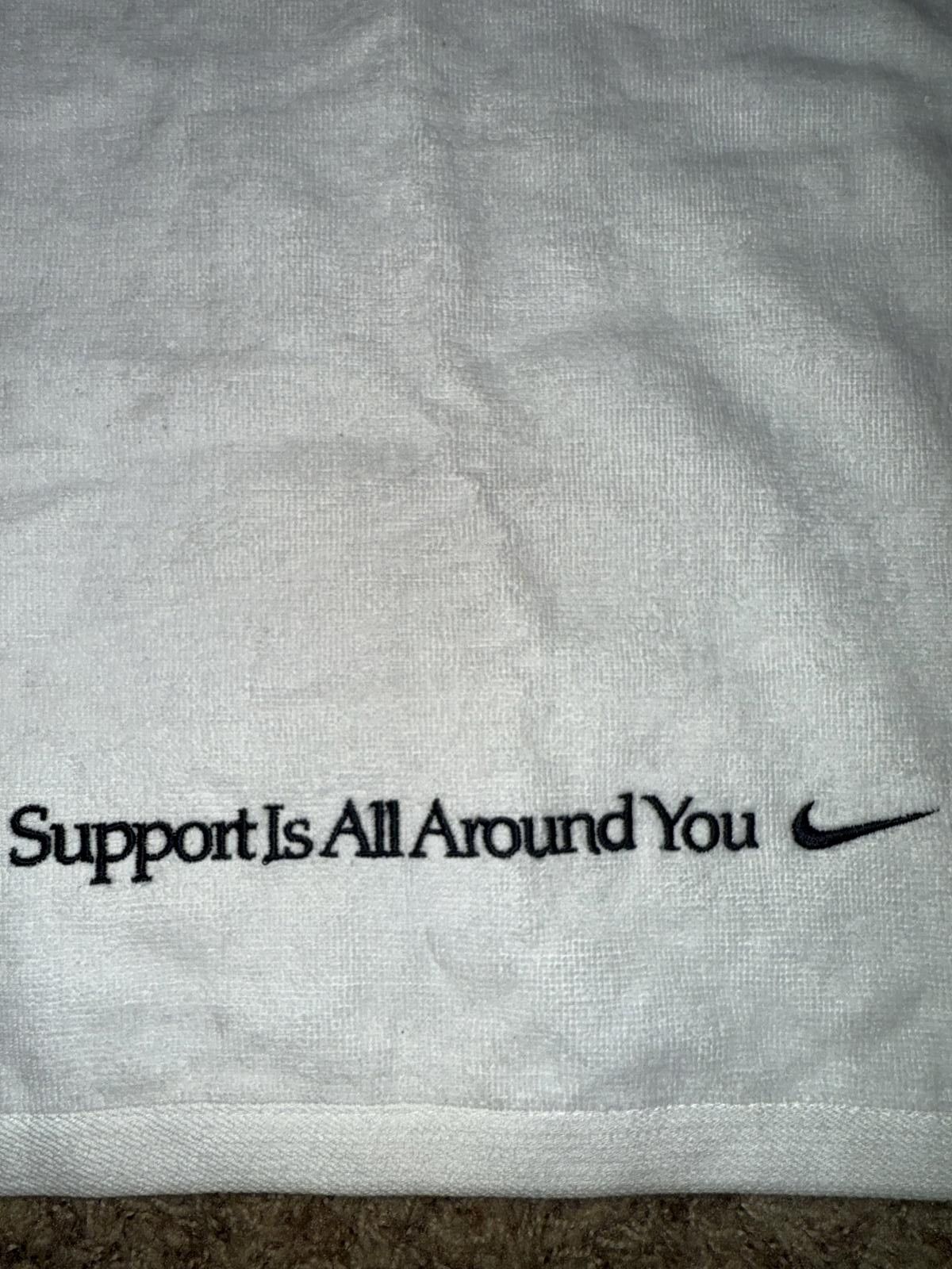 Nike Nike Running Fundamental “Support Is All Around You” Towel Size ONE SIZE - 4 Thumbnail