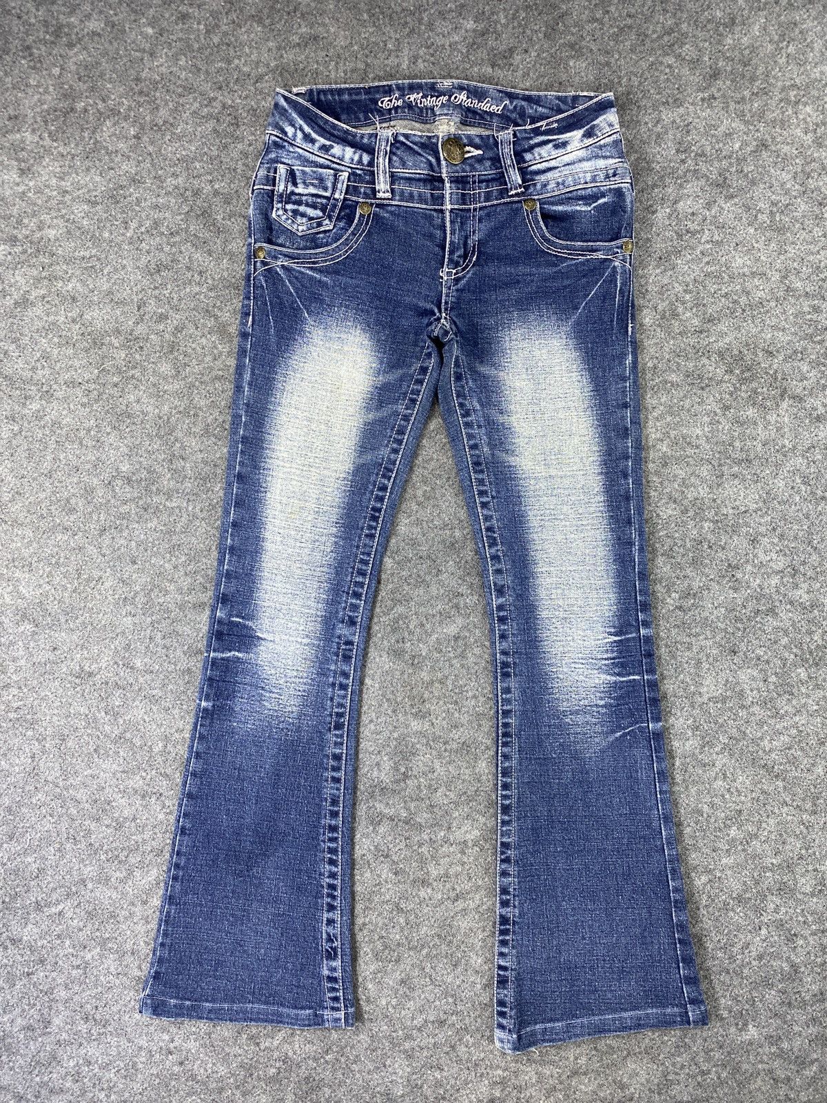 Skull Button Sky Bomber Blue Wash Flare Jeans - J1061