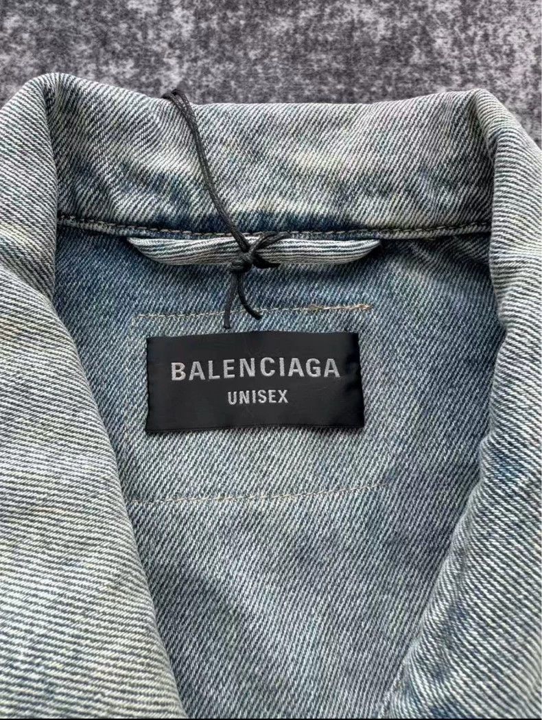 Balenciaga Balenciaga Distressed patchwork Inside Out denim jacket Size US S / EU 44-46 / 1 - 5 Thumbnail
