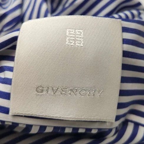 Givenchy Striped Long-Sleeve Shirt with Crest Logo. Size US M / EU 48-50 / 2 - 2 Thumbnail