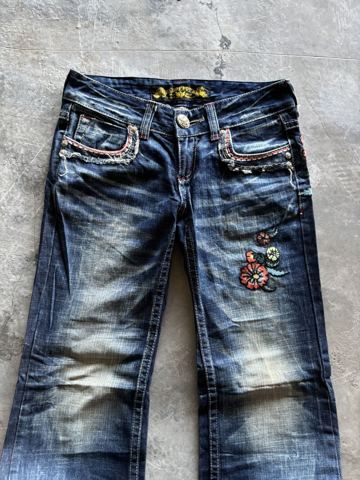 Hysteric Glamour RED PEPPER flare japanese denim floral patches low rise Size US 27 - 2 Thumbnail