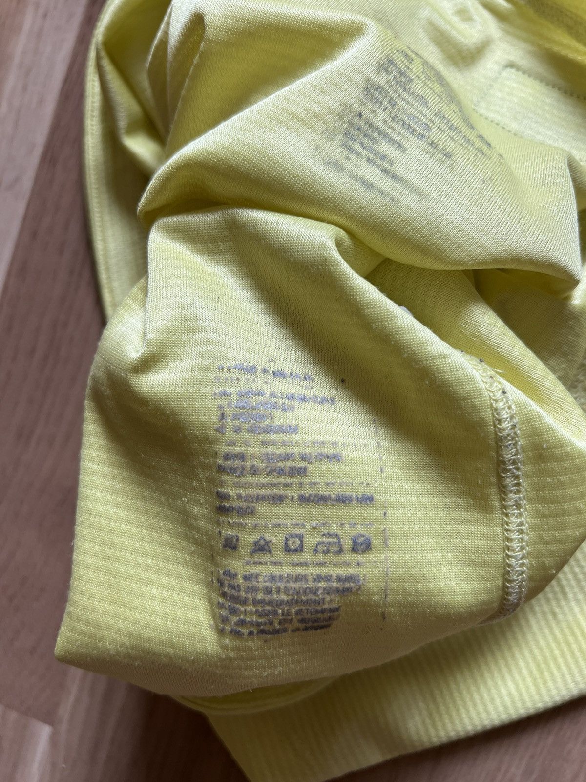 Nike Nike vintage football jersey goalkeeper yellow 2015 Size US XL / EU 56 / 4 - 12 Thumbnail