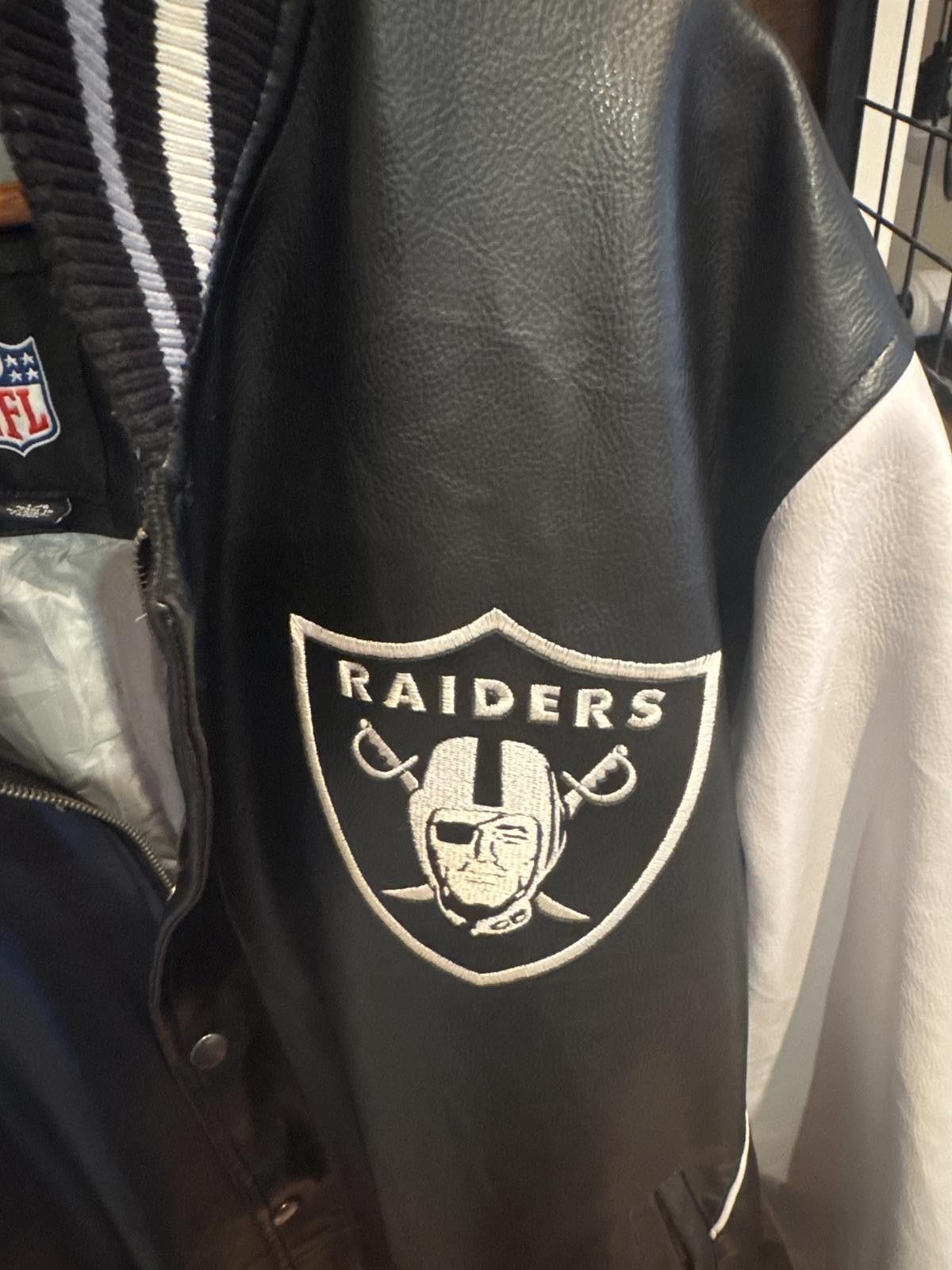 NFL Mens leather full embroidered NFL Raiders varsity jacket Size US L / EU 52-54 / 3 - 4 Thumbnail