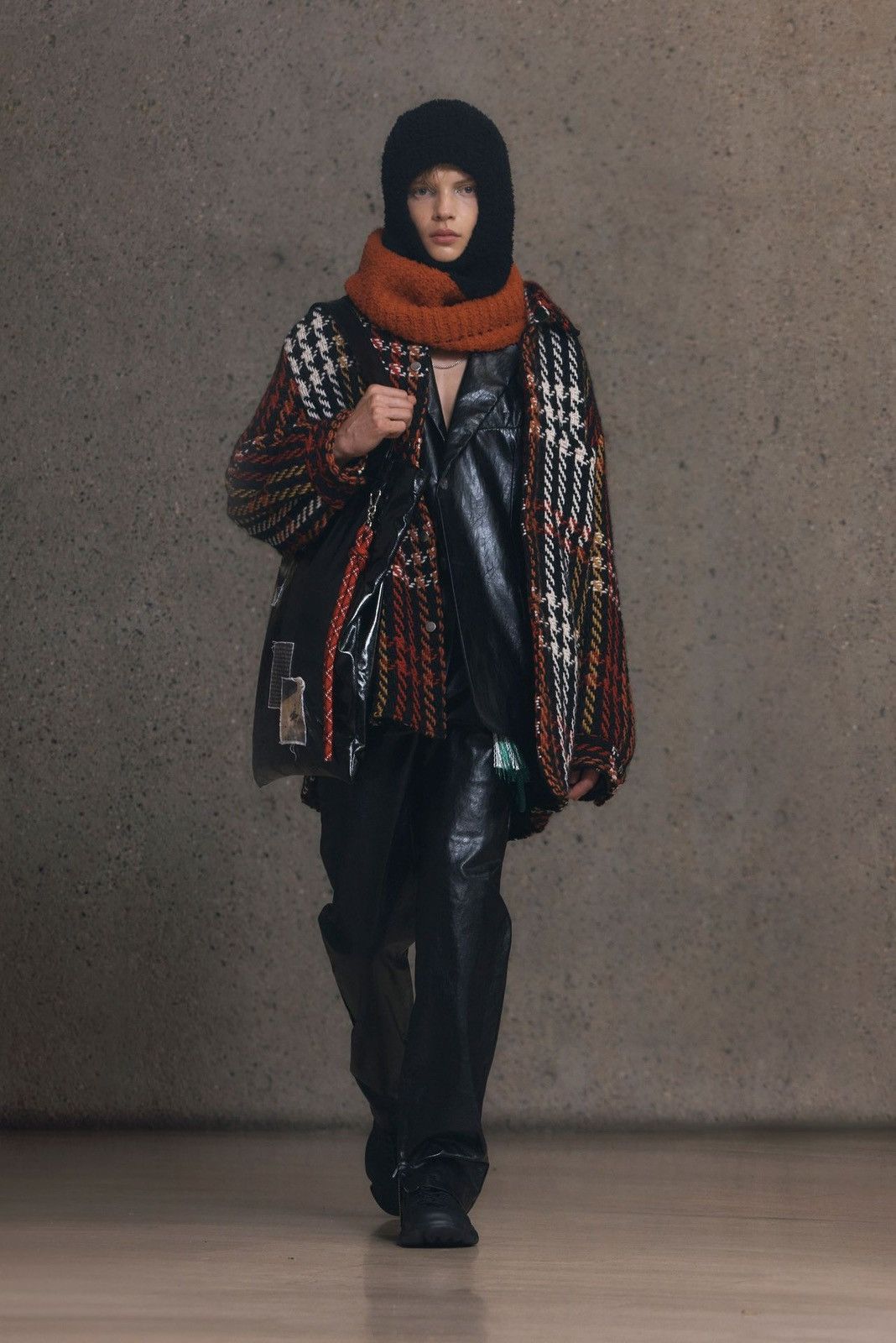 Song For The Mute FW23 Song For The Mute Crinkled Faux Leather Cigarette Pants Size US 32 / EU 48 - 2 Thumbnail