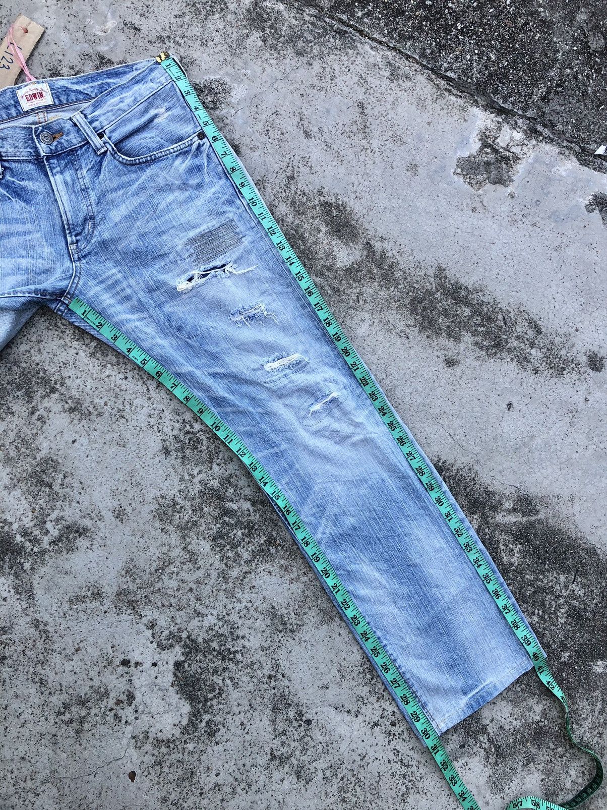 Edwin EDWIN PATCHES DISTRESSED DENIM Size US 32 / EU 48 - 13 Thumbnail