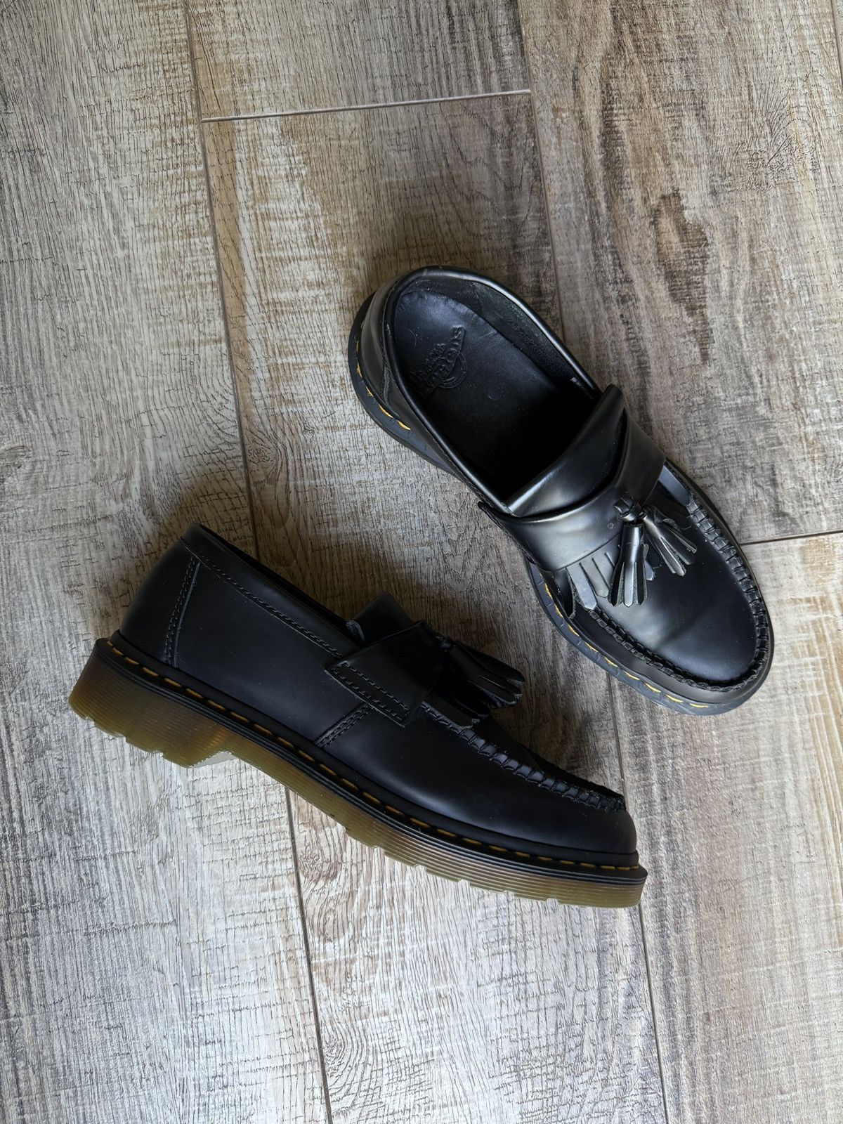 Dr. Martens Dr Martens Adrian Yellow Stitch Tassel Loafer Size US 9 / EU 42 - 2 Thumbnail