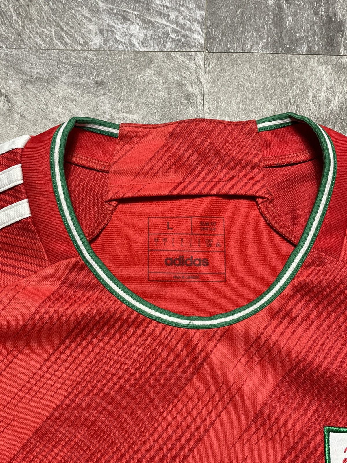 Adidas Adidas Wales 2022 2023 Home Football Shirt Soccer Jersey Size US L / EU 52-54 / 3 - 3 Thumbnail