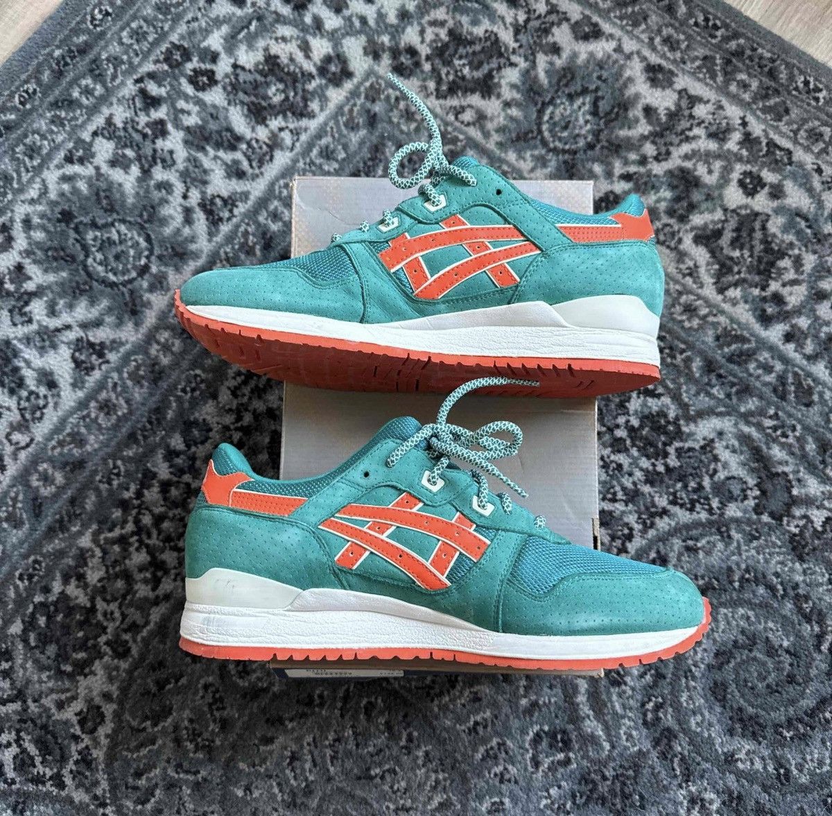 Asics × Ronnie Fieg Kith x Ronnie Fieg x Asics Gel-Lyte III Miami Dolphins Size US 10.5 / EU 43-44 - 2 Thumbnail
