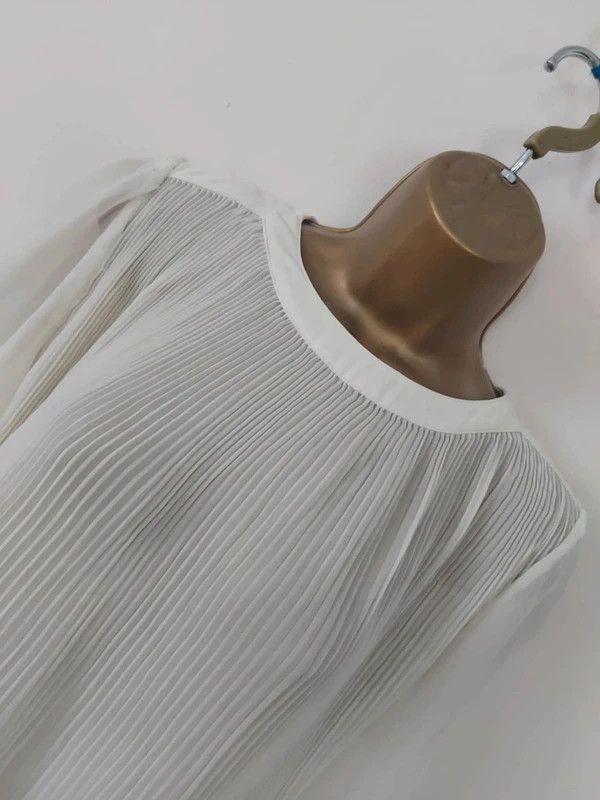 Ted Baker Ted Baker pleated 3/4 sleeve top Size M / US 6-8 / IT 42-44 - 2 Thumbnail