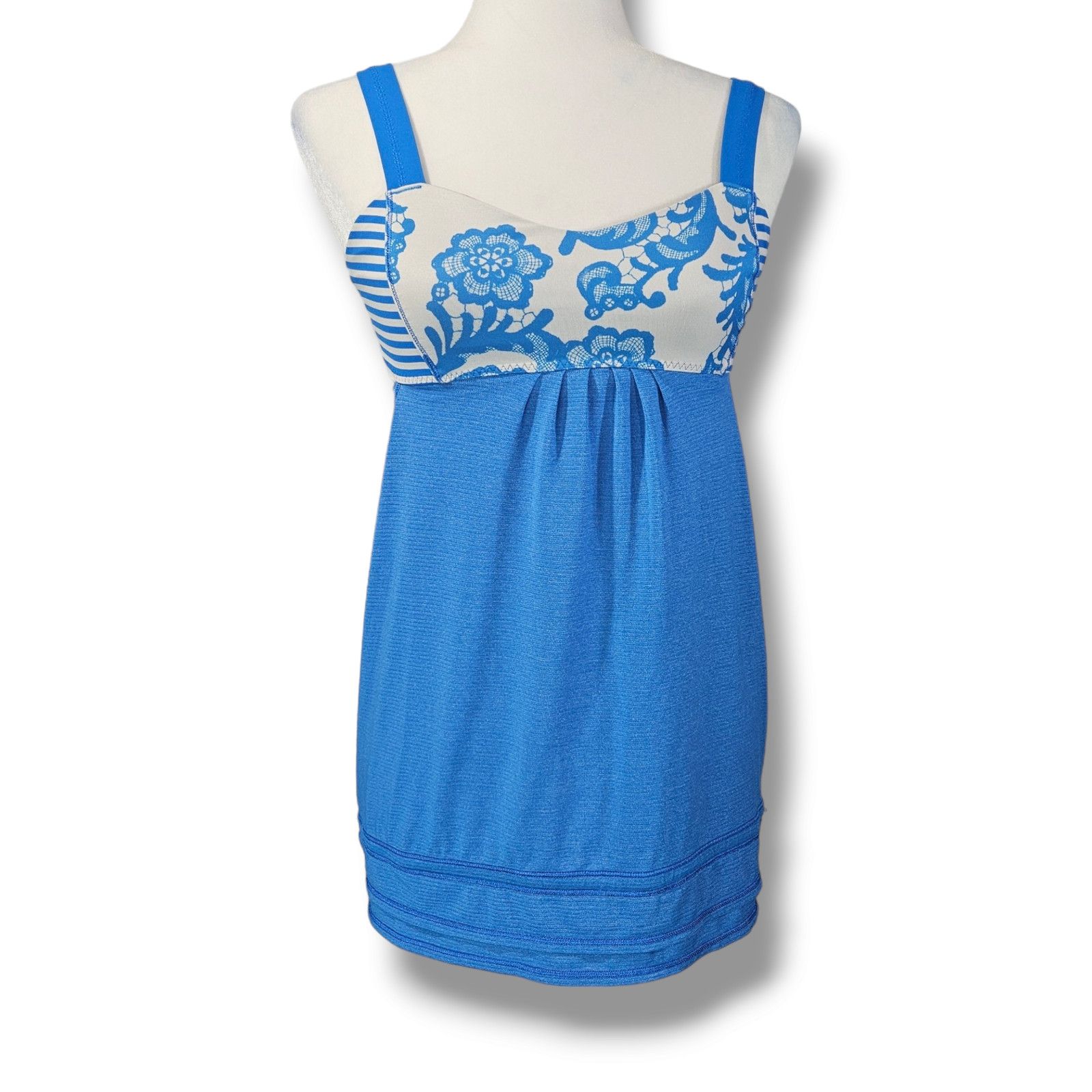 Lululemon EUC Lululemon Run: Back On Track Tank Sz. 6 Beaming Blue Size M / US 6-8 / IT 42-44 - 3 Thumbnail