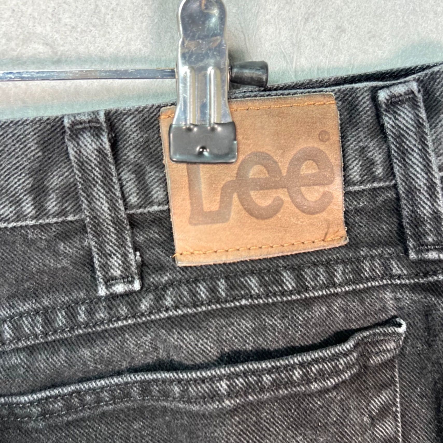 Lee Lee Mens Jeans 34x29 Black Denim Relaxed Straight Leg 5-Pocket Cotton Denim Jeans Regular Inseam 29" Vintage No Brand Lee 34" Mens jeans Size US 34 / EU 50 - 3 Thumbnail