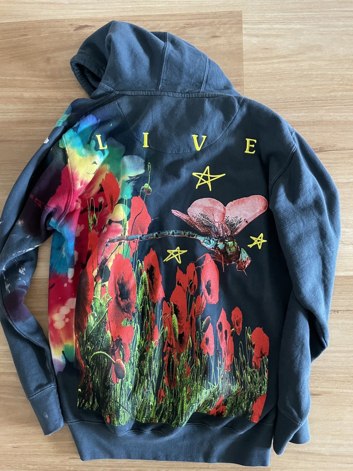 Travis Scott Travis Scott Astroworld Live Europe Tie Dye Hoodie Size M Size US M / EU 48-50 / 2 - 3 Thumbnail