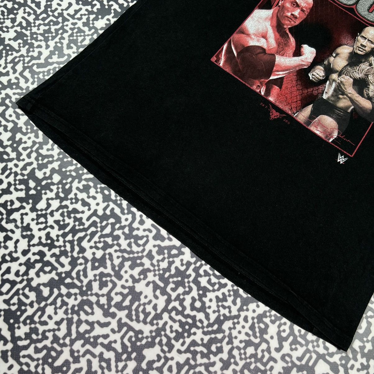 WWE Vintage Y2K WWE The Rock Dwayne Johnson Wrestling T-shirt Size US M / EU 48-50 / 2 - 7 Thumbnail