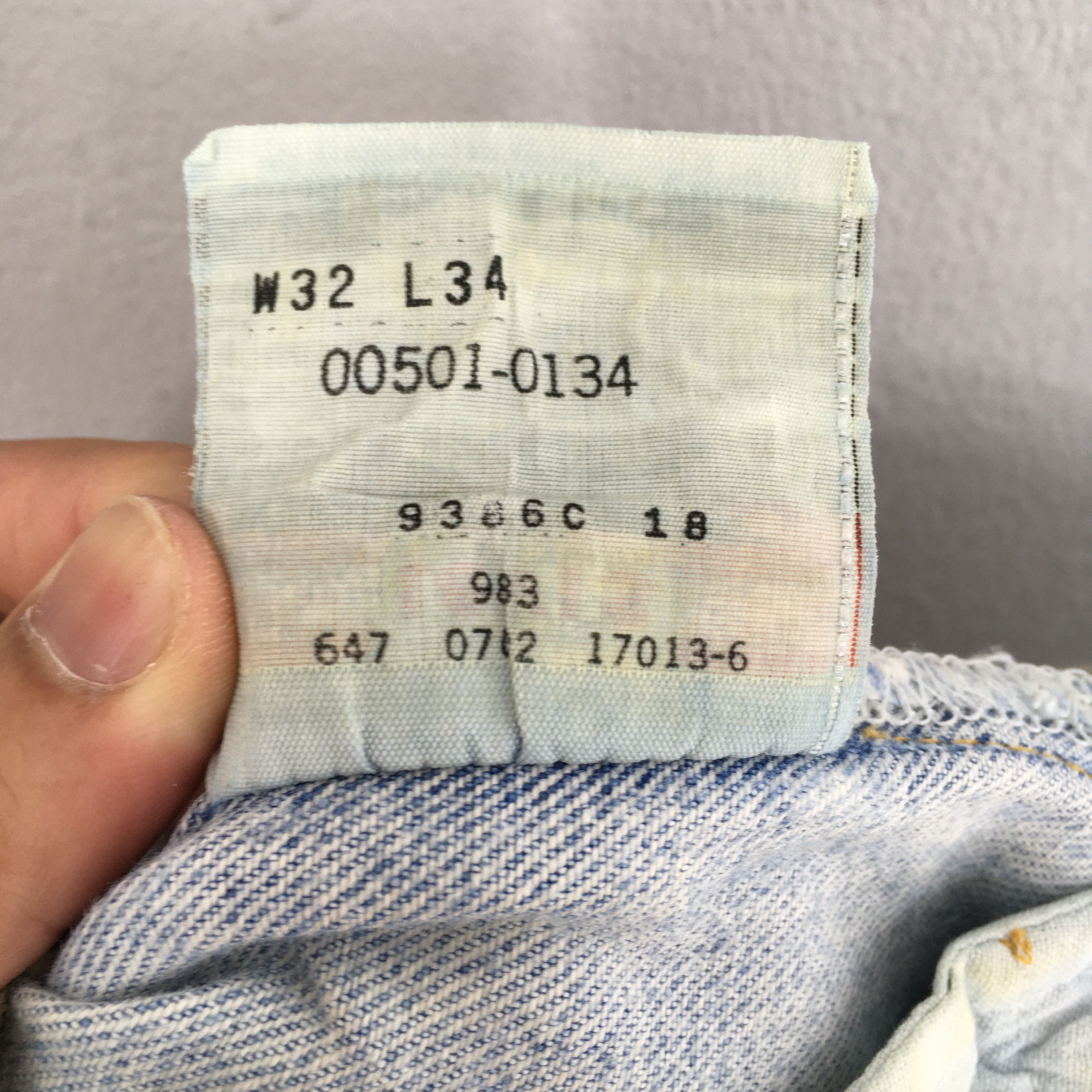 Levi's Size 31x29 Vintage 90s Levi's 501 Distressed Jeans S1576 Size US 31 - 16 Thumbnail