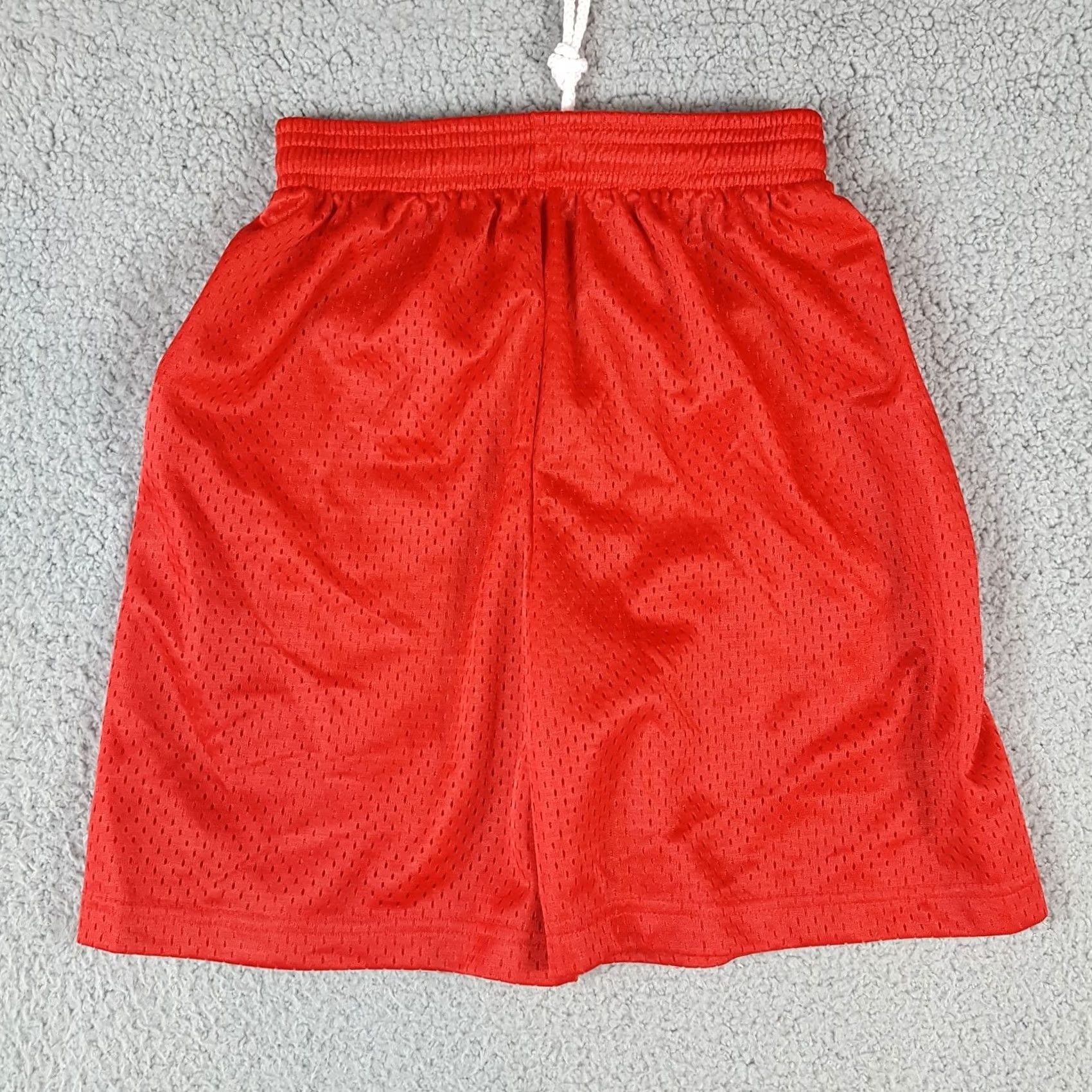 Vintage VINTAGE Basketball Shorts Men's Size S Retro Drawstring Gym Workout Red Stretch Waist Size US 29 - 5 Thumbnail