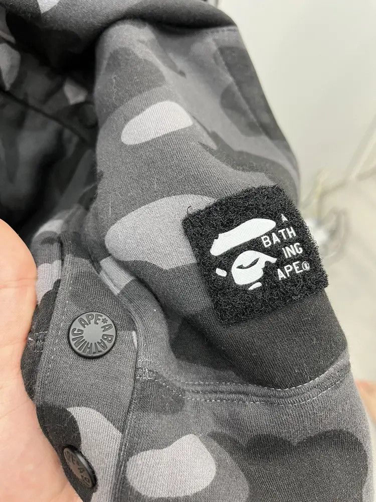 Bape Bape A Bathing Ape Full Camo Bomber Hoodie Size US L / EU 52-54 / 3 - 3 Thumbnail