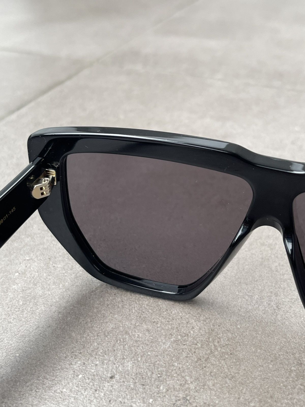 Gucci !DS! Gucci GG0997S Black Shield Sunglasses Size ONE SIZE - 10 Thumbnail