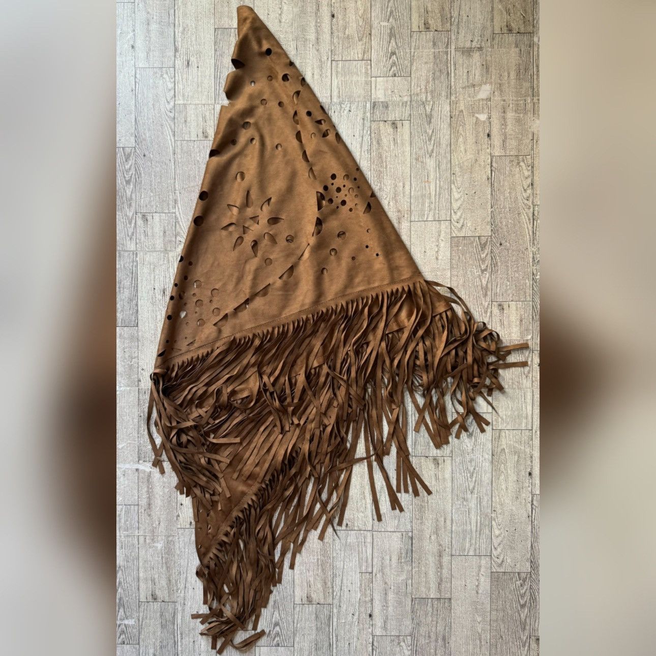 Vintage Retro Contempo, Starburst Faux Suede, Oversized Fringe Shawl Size ONE SIZE - 4 Thumbnail