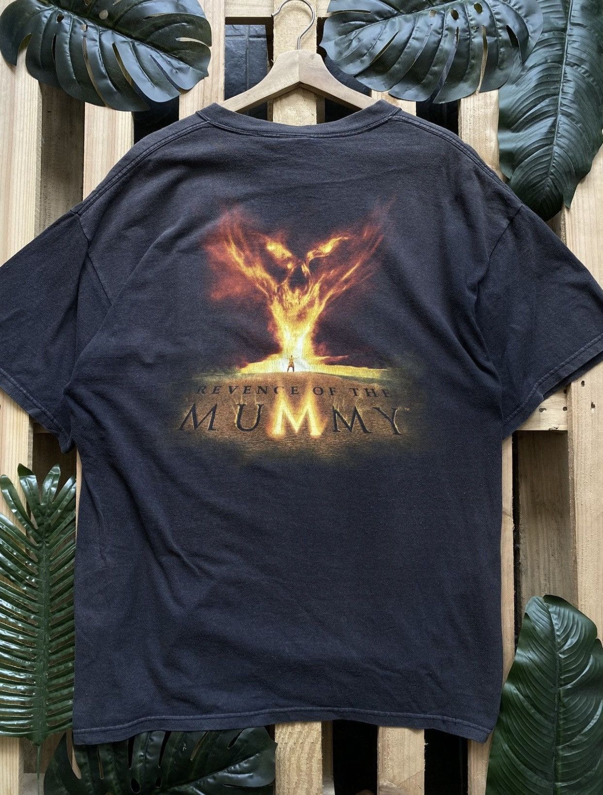 Universal Studios × Vintage Vintage 90s Revenge of The Mummy Movie promo Tee Size US XL / EU 56 / 4 - 1 Thumbnail