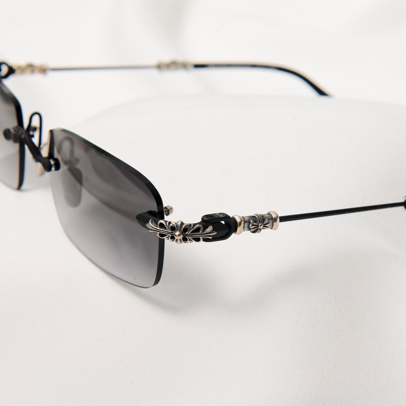 Chrome Hearts CHROME HEARTS PILLS III MATTE BLACK- MATTE BLACK SUNGLASSES Size ONE SIZE - 3 Thumbnail