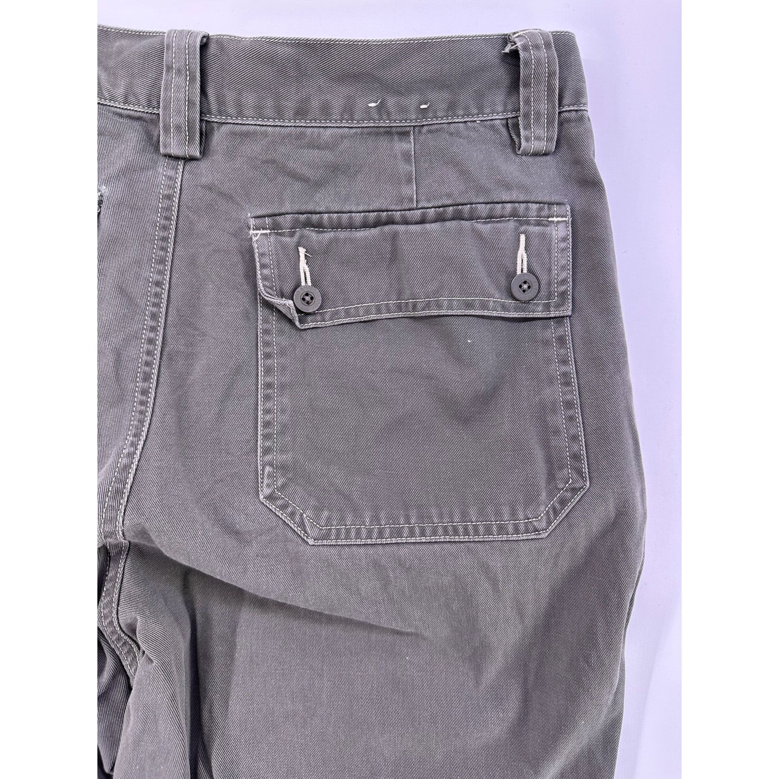 American Eagle Outfitters American Eagle Outfitters Cargo khakis Size 10 Size 32" / US 10 / IT 46 - 11 Thumbnail