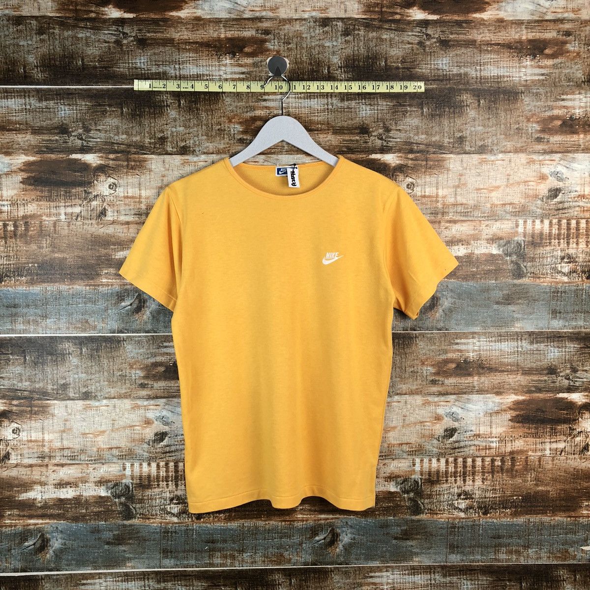 Nike Nike japan vintage Yellow T-Shirt #A2598 Size US S / EU 44-46 / 1 - 1 Thumbnail