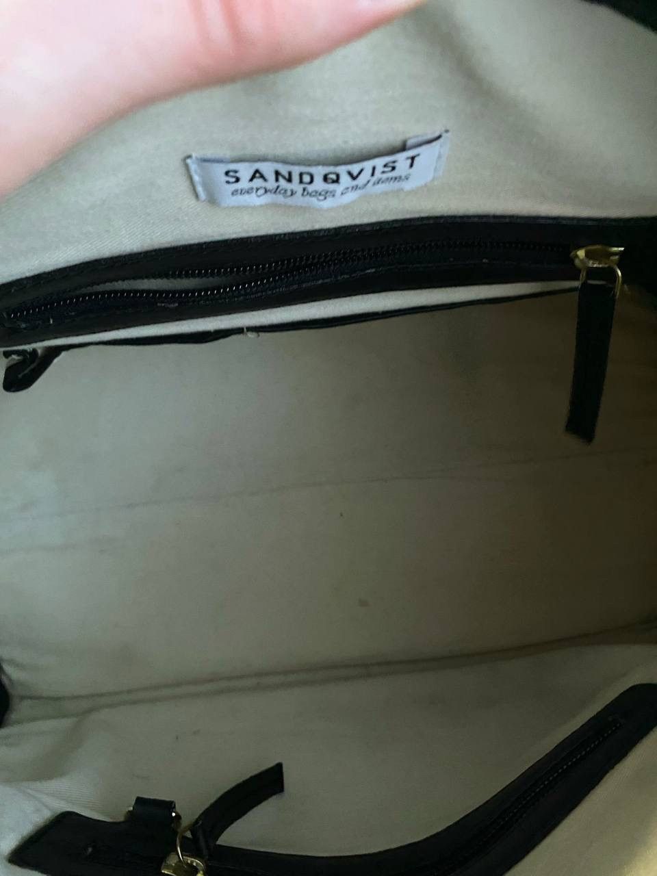 SANDQVIST Sandqvist Black Leather Handbag Shoulder Bag Size ONE SIZE - 18 Thumbnail